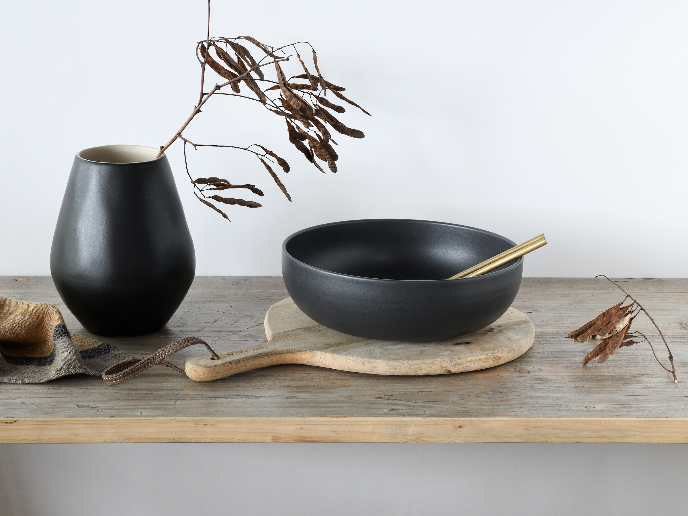 CreaTable Servierschale »Uno black, Servierschalen Set 3-tlg« 3 Stk. aus Steinzeug Seidenmatte Spezialglasur, Harmonisch ausbalanciert