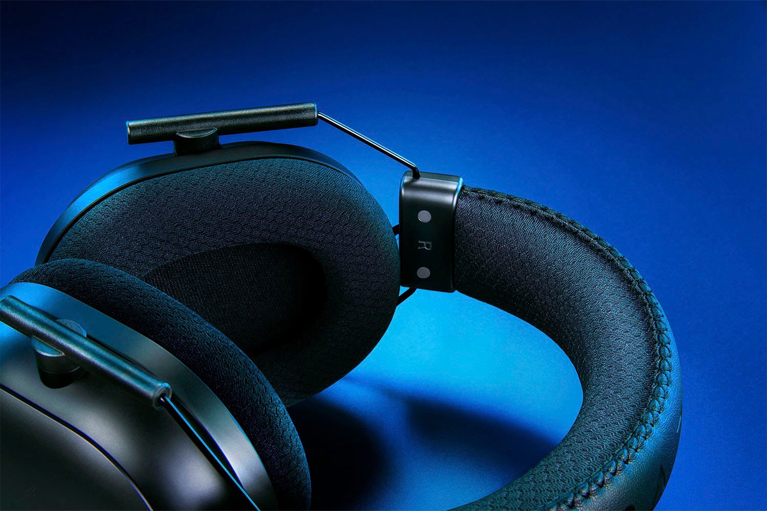 RAZER Gaming-Headset »BlackShark V2 Pro für PlayStation«, Bluetooth, Rauschunterdrückung-Mikrofon abnehmbar