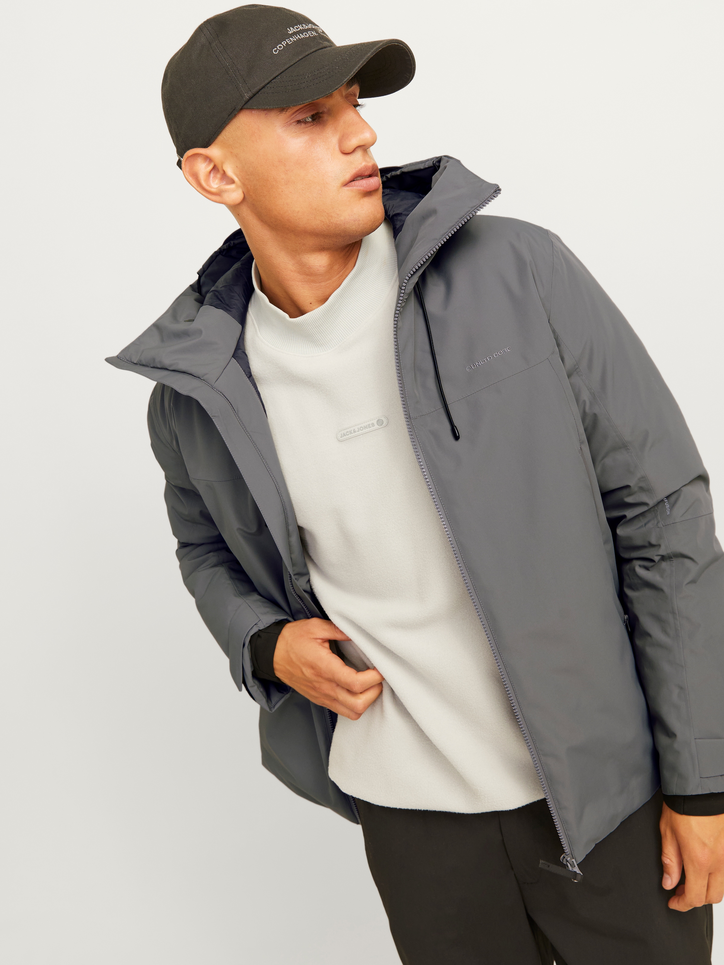 Jack & Jones Outdoorjacke »JCOSUMMIT PADDED SHELL JACKET SN«, mit Kapuze