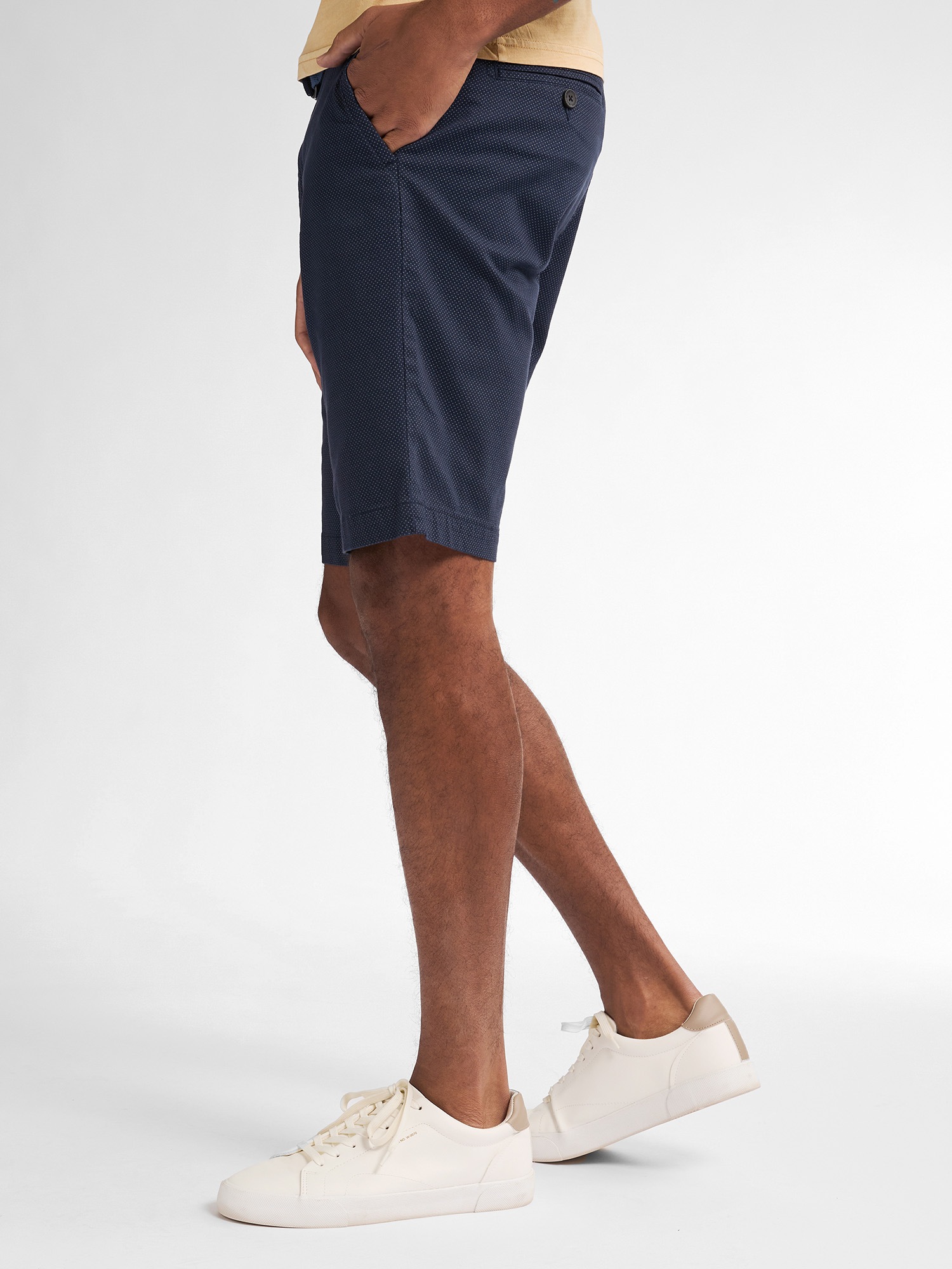 Petrol Industries Chinoshorts, Sommerhose mit Gürtel