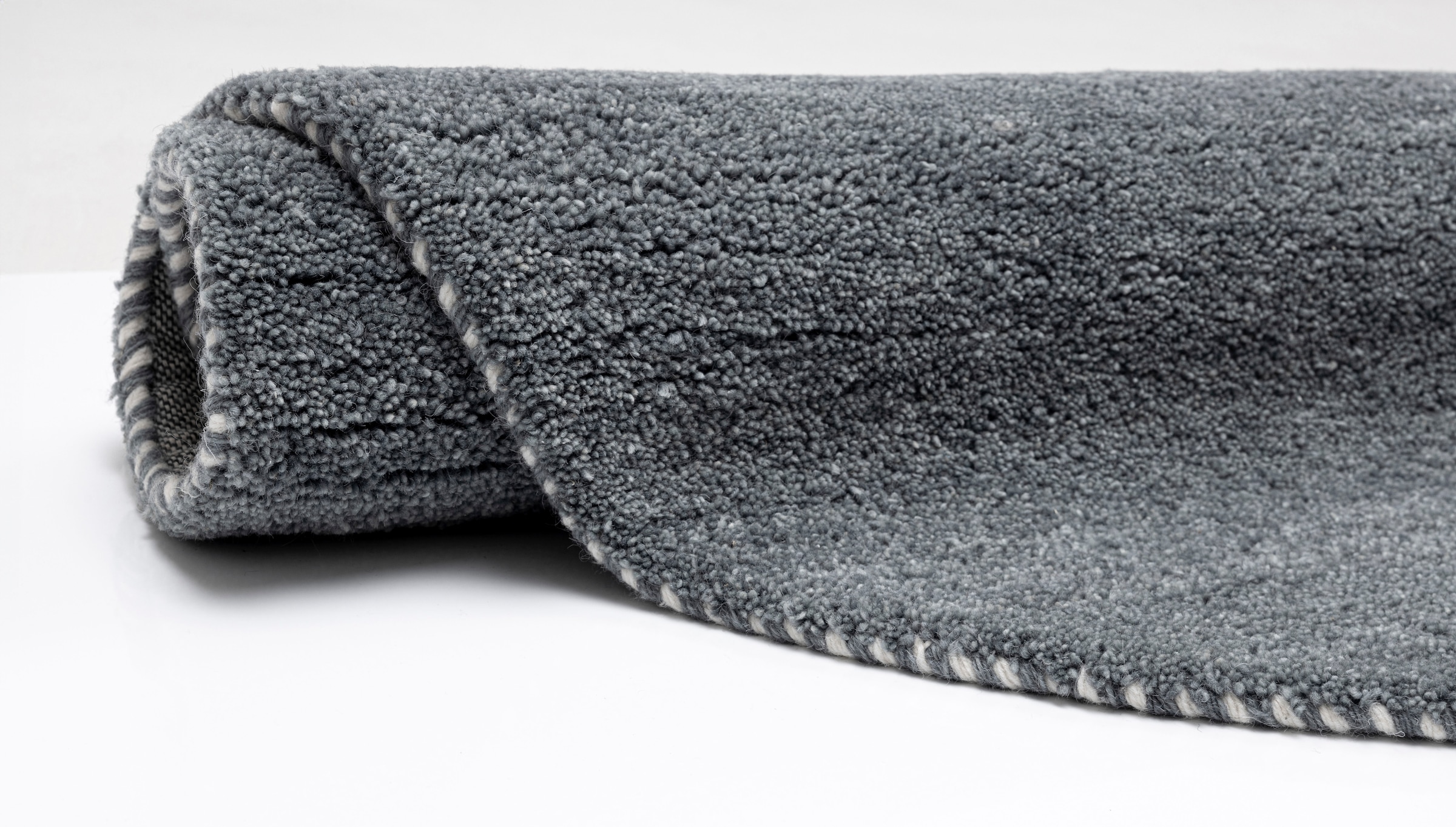 THEKO Wollteppich »Gabbeh Uni, Handweb Teppich, meliert, reine Wolle, handgewebt«, oval, 14 mm Höhe, Schlafzimmer, Wohnzimmer, Esszimmer, auch als Läufer, eckig oder rund