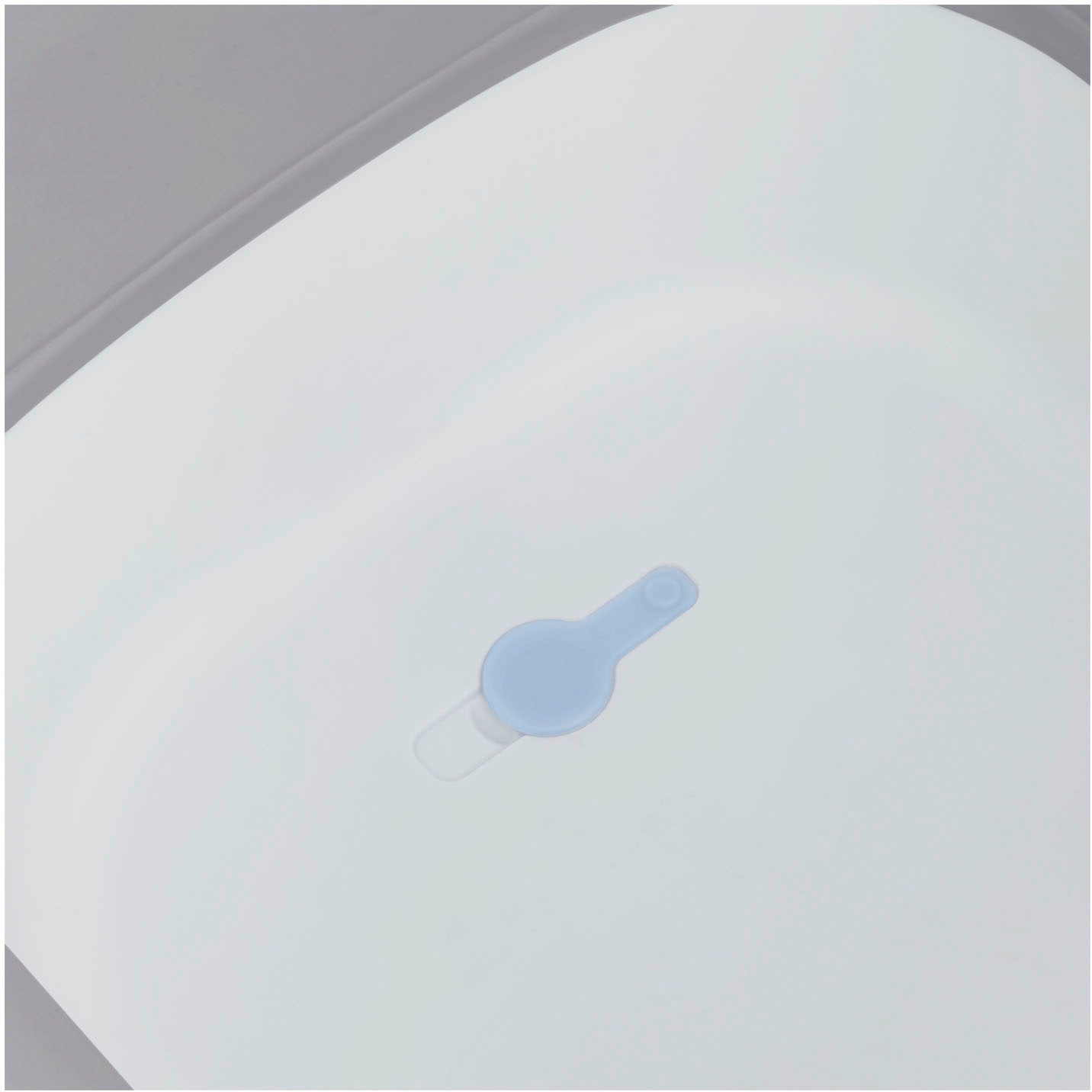 Hauck Babybadewanne »Wash N Fold L, White/Stone« Höhe 44 cm Standbeine | wärmeempfindlicher Ablaufstopfen | zusammenfaltbar Faltbadewanne mit Wassertemperaturmessung am Ablaufstopfen