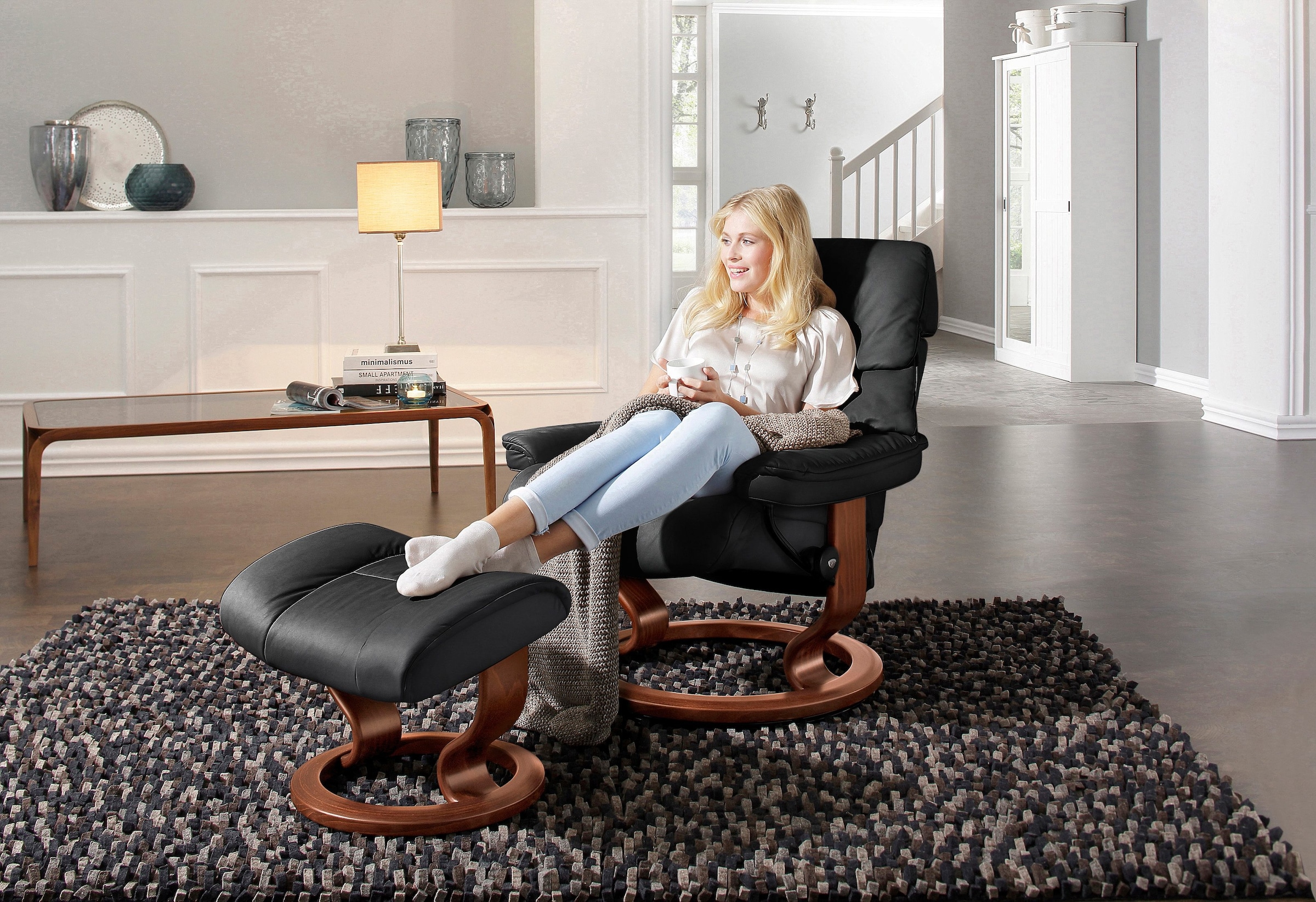 Stressless® Relaxsessel »Ruby«, (Set, Relaxsessel mit Hocker), mit Classic Base, Größe L, Gestell Eiche, Wenge, Braun & Schwarz