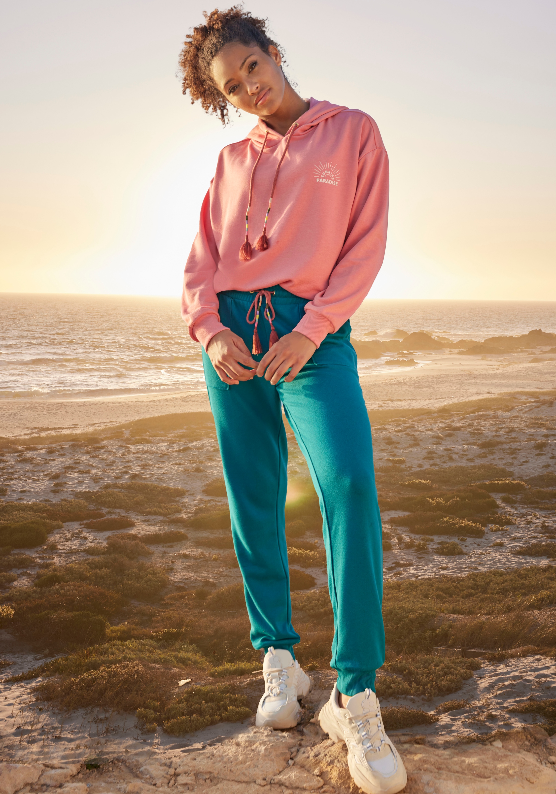 Vivance Sweatpants, Relaxhose, Loungehose mit aufgesetzten Taschen, Loungewear