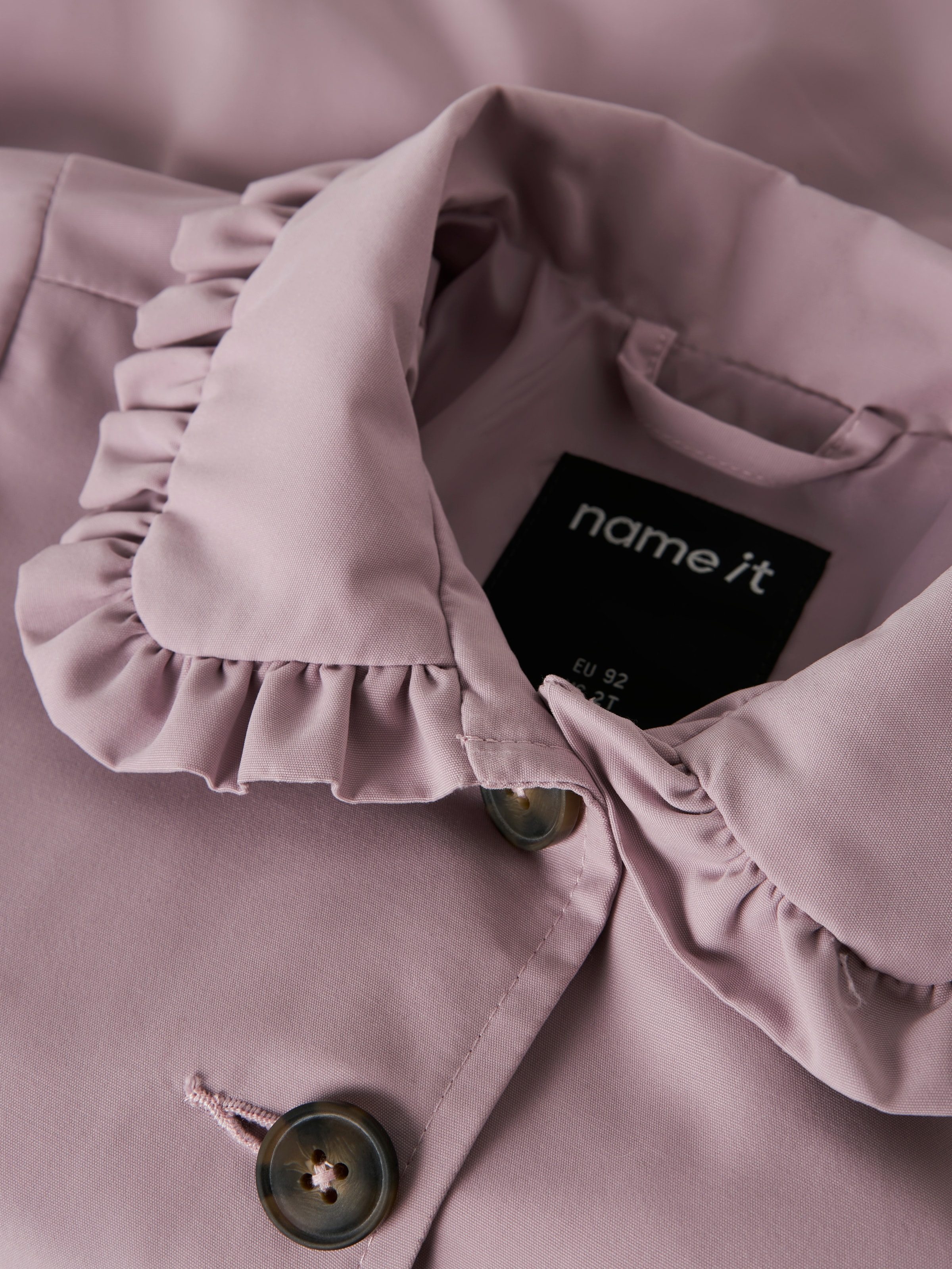 Name It Kurzmantel »NMFMADELIN TRENCH COAT NOOS« im romantischen Look