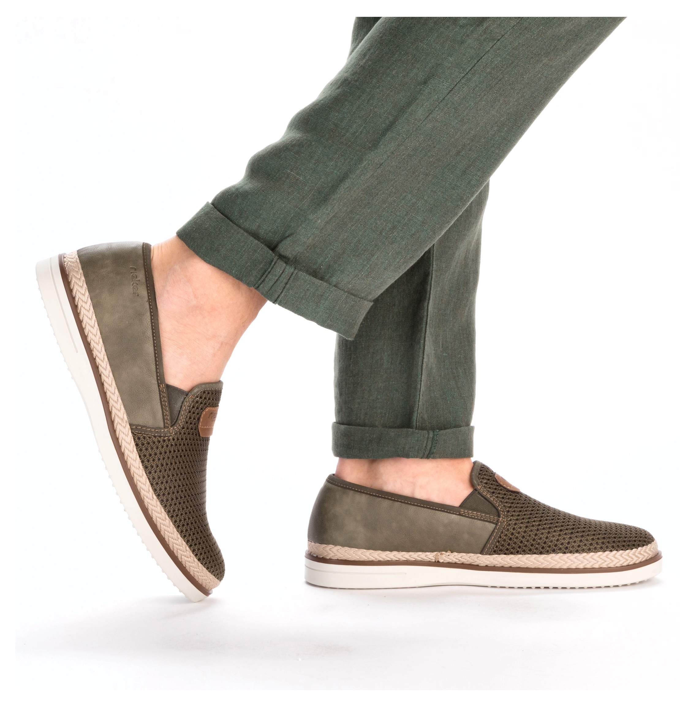 Rieker Slipper, Espadrilles, Sommerschuh, Schlupfschuh mit gepolsterter Innensohle
