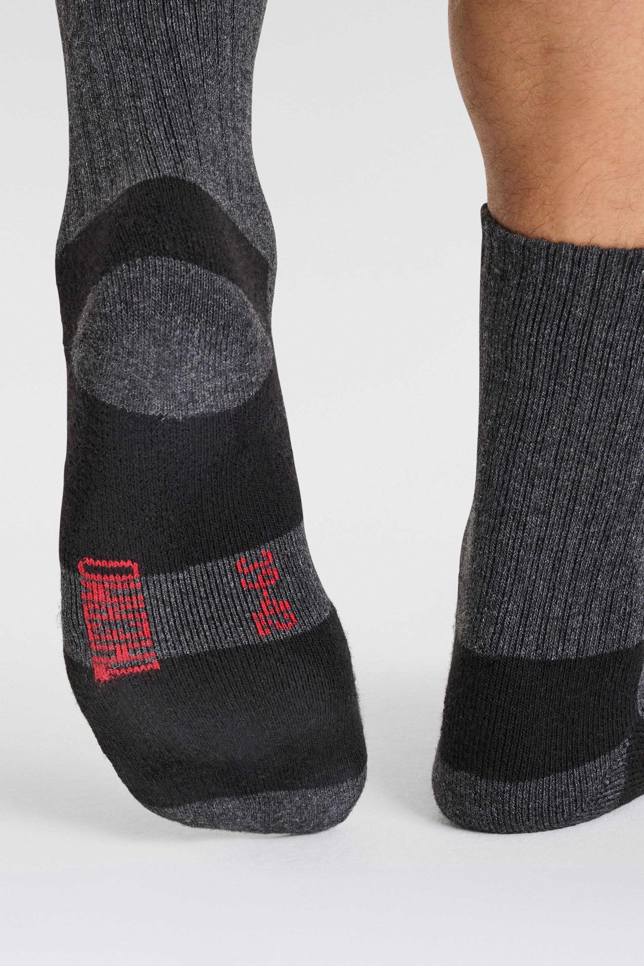 Apollo Basicsocken »THERMAL/TRACKING SOCKS«, (3er Pack), Unisex mit wärmenden Merinowoll-Anteil