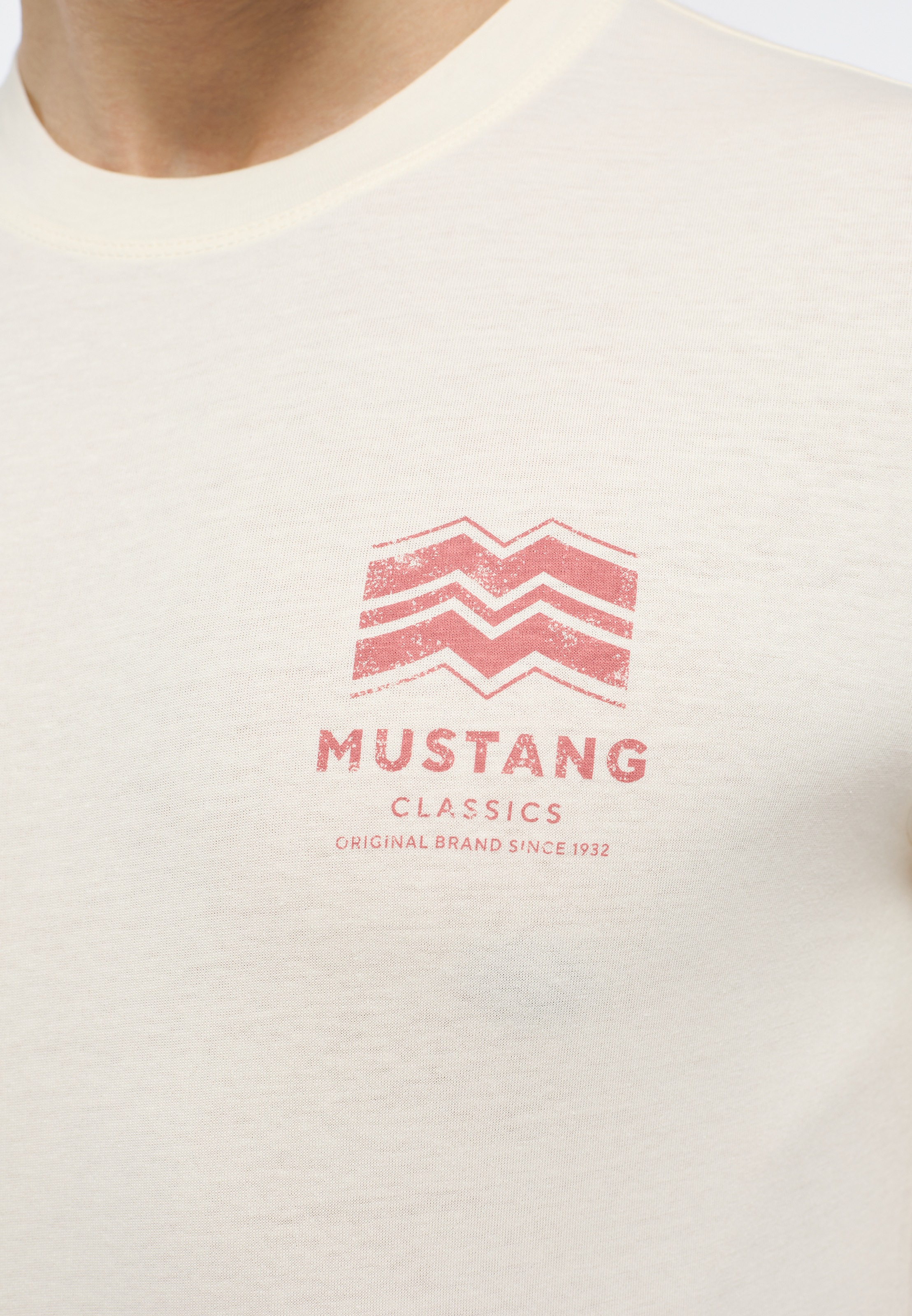 MUSTANG Kurzarmshirt »T-Shirt«