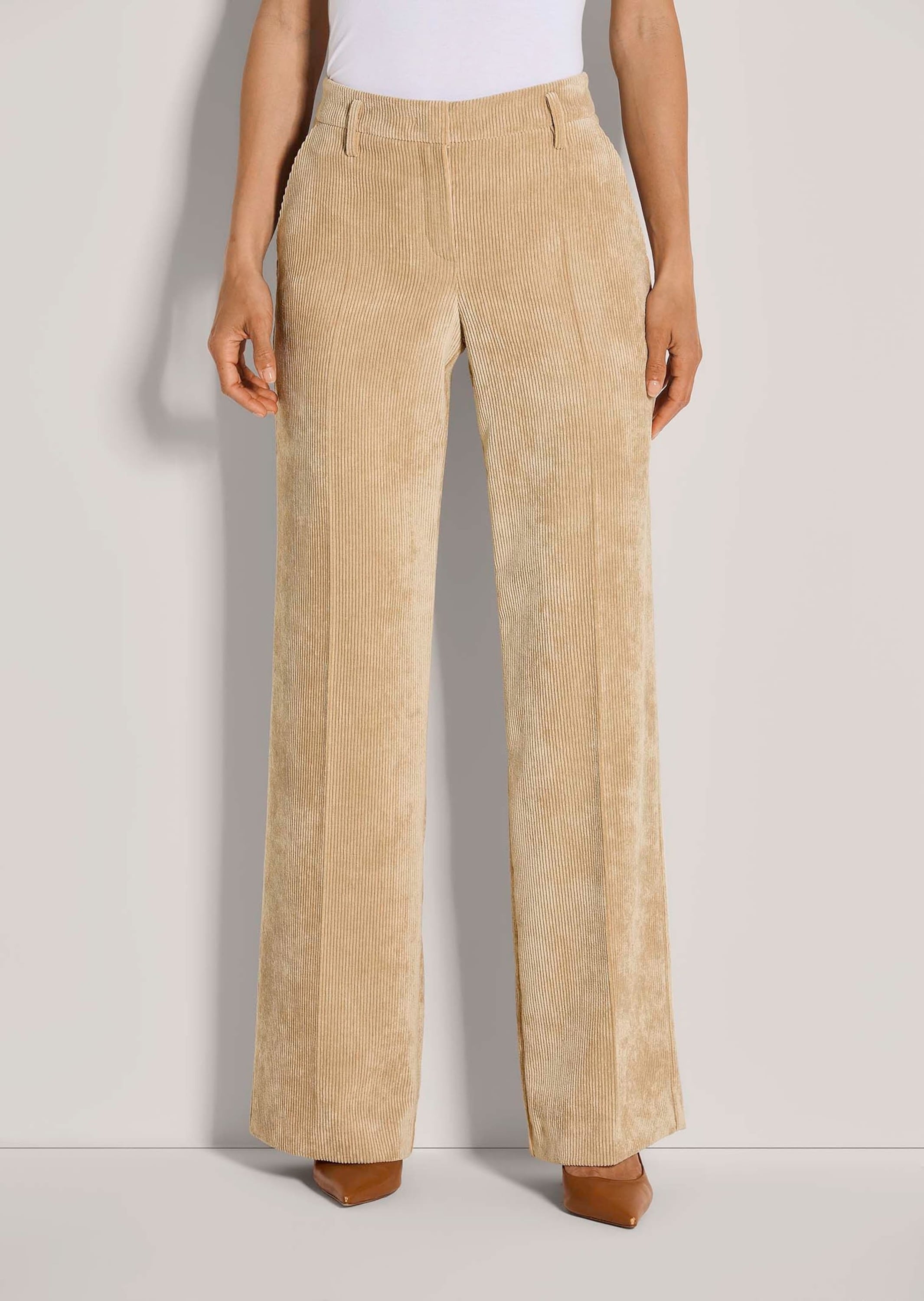MADELEINE Cordhose »Cordhose Weite Cordhose mit Bügelfalten«
