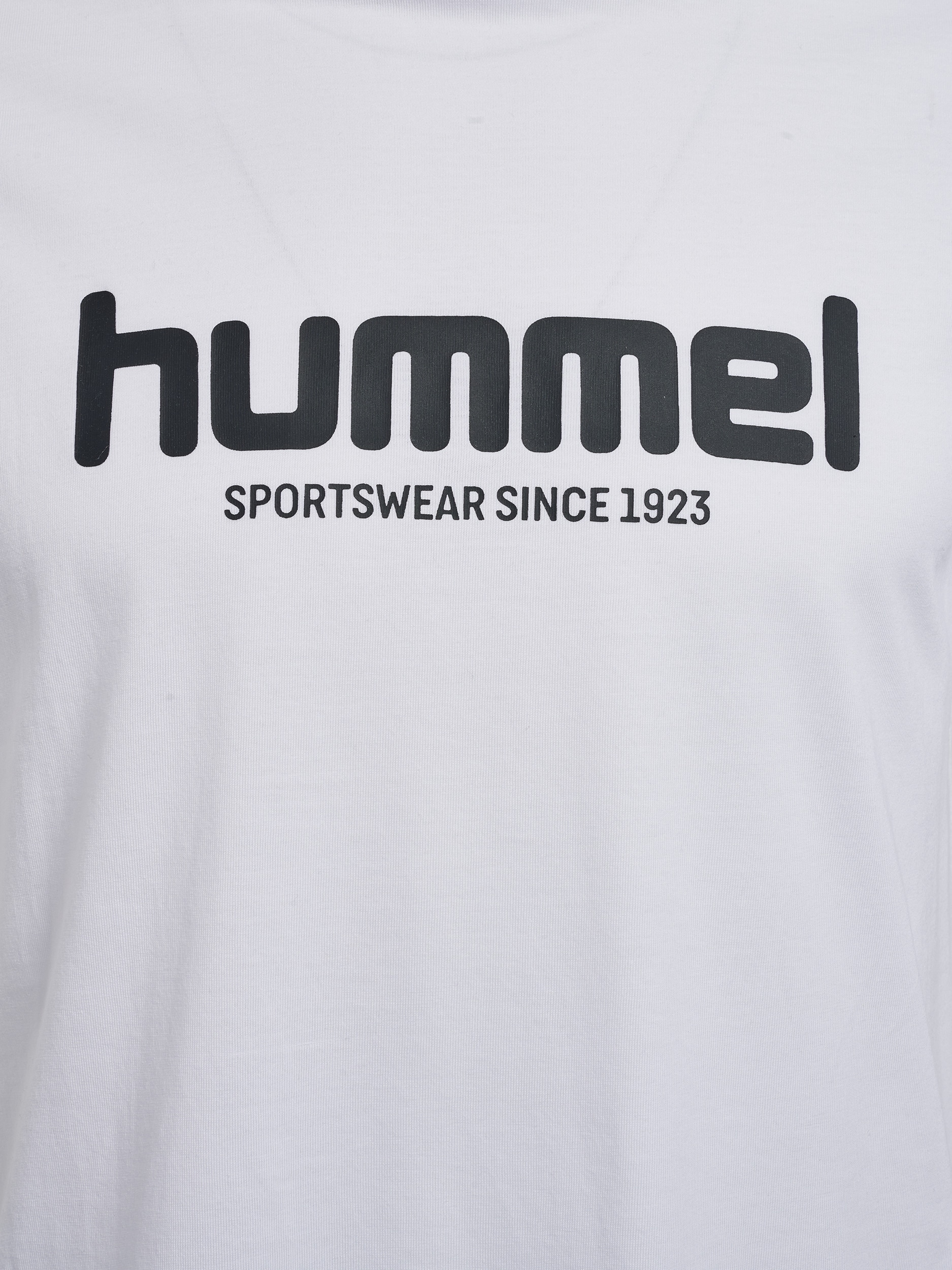 hummel T-Shirt »HMLLEGACY 2.0 T-SHIRT S/S« kurze Ärmel, für sportliche Aktivitäten, aus Baumwolle