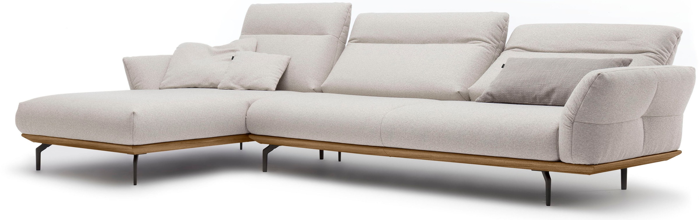 Creation BY ROLF BENZ Ecksofa »CR.460 Designsofa mit erstklassigem Sitzkomfort« Sockel in Nussbaum, Winkelfüße in Umbragrau, Breite 338 cm
