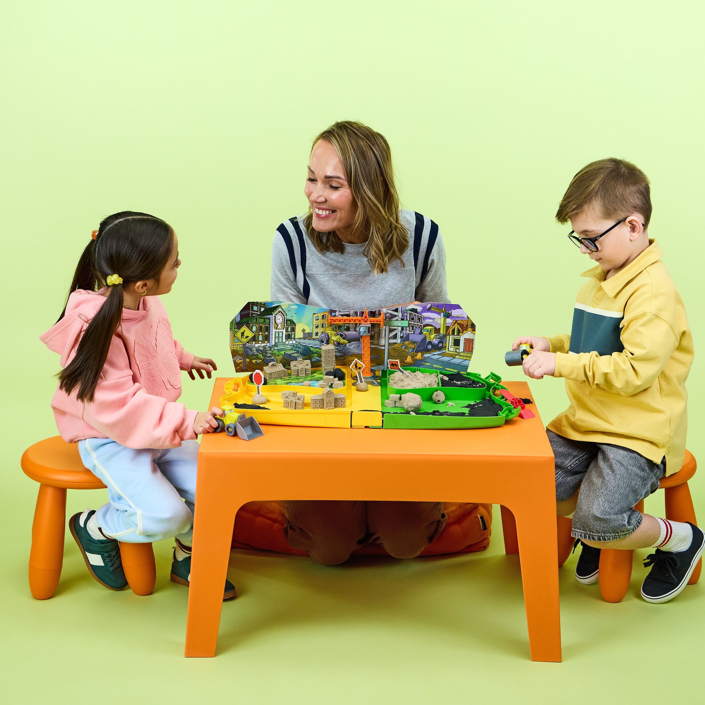 Spin Master Kreativset »Kinetic Sand Deluxe Baustellen-Koffer«