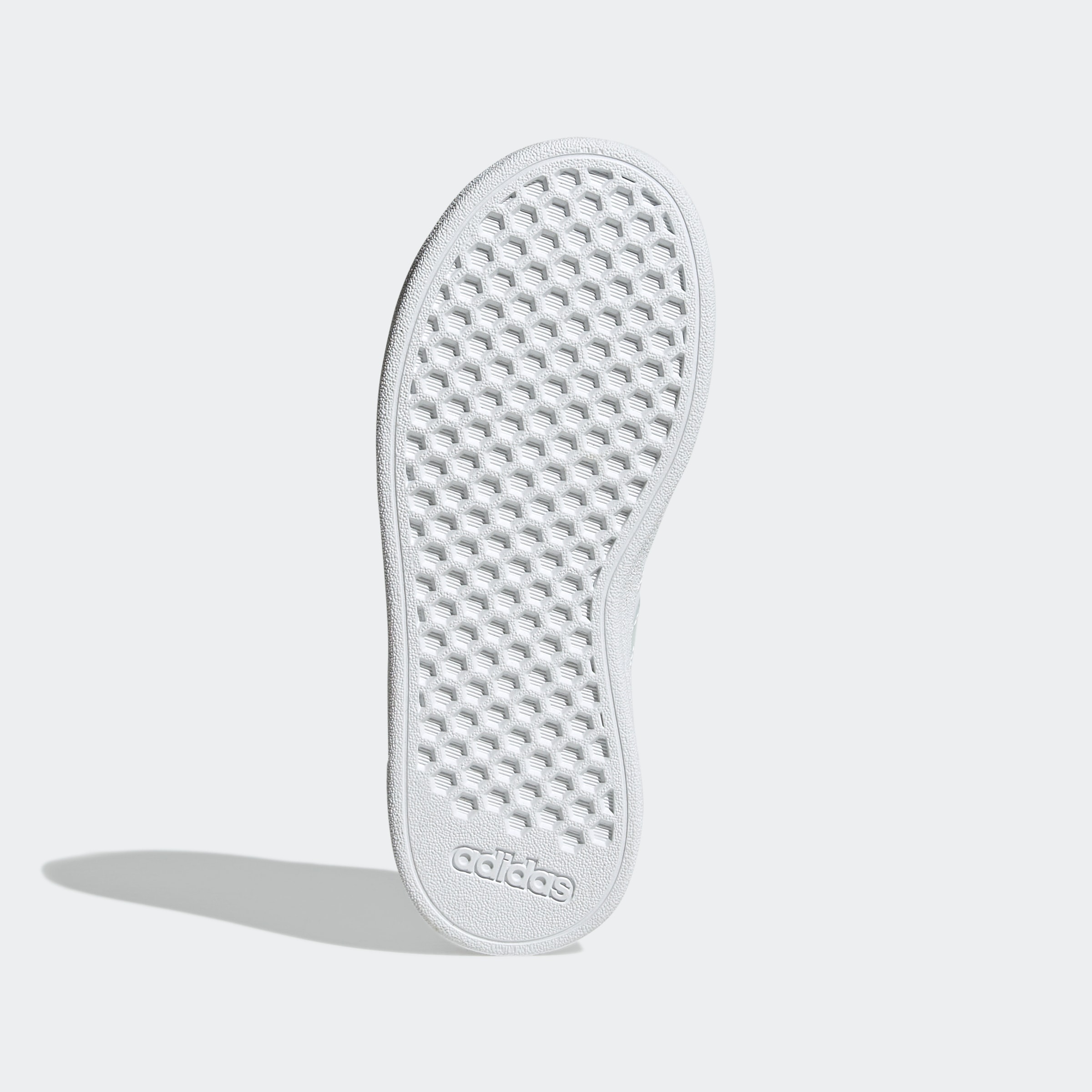 adidas Sportswear Sneaker »GRAND COURT LIFESTYLE LACE TENNIS«, Design auf den Spuren des adidas Superstar