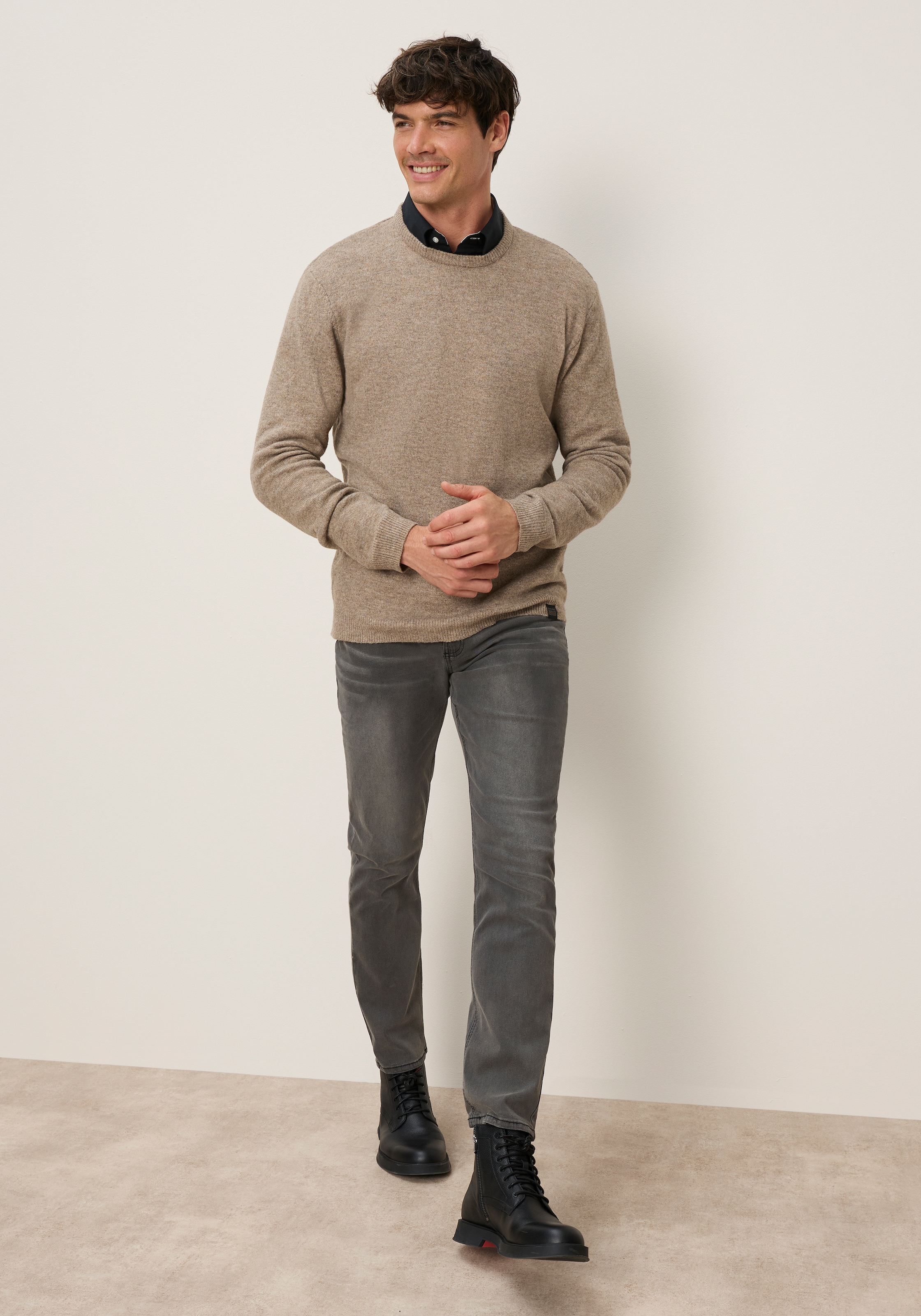 Bruno Banani Strickpullover »in hochwertiger Wolloptik« Woll-Look mit pflegeleichtem Tragekomfort. Ohne kratzendes Tragegefühl