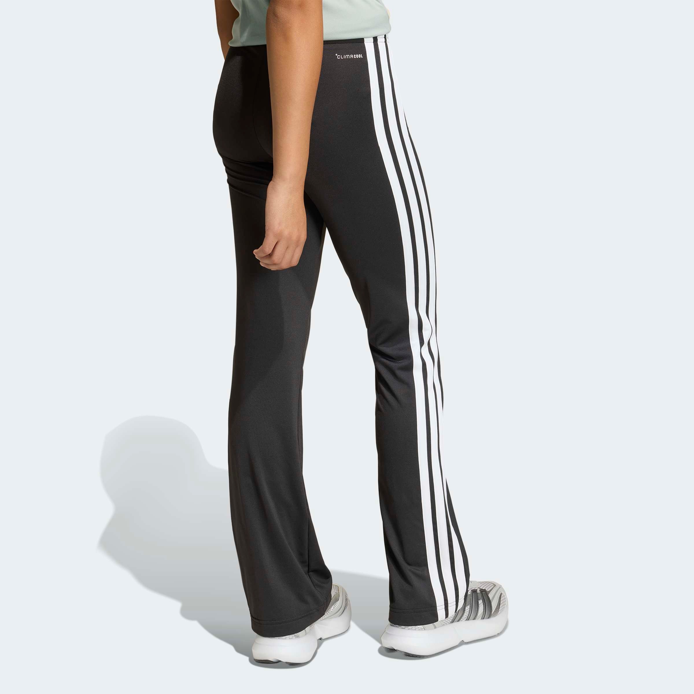 adidas Sportswear Trainingstights »TRAIN ESSENTIALS 3-STREIFEN FLARED LEGGINGS«