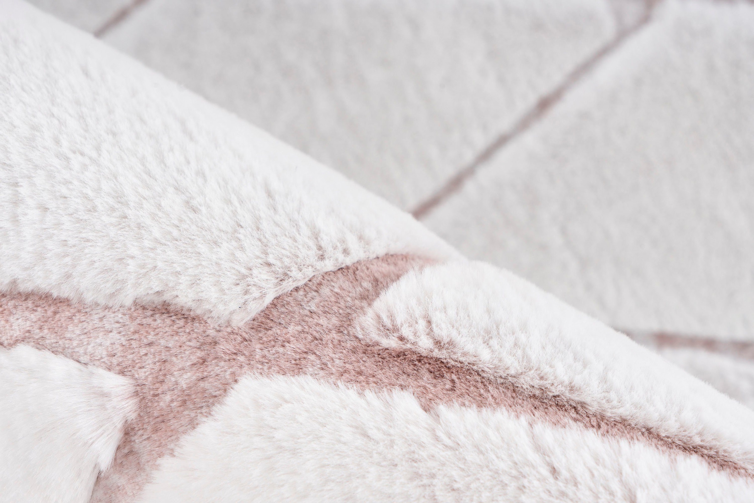 calo-deluxe Teppich »Jardan-2000« rechteckig 20 mm Höhe besonders weich durch Microfaser, Rauten-Design