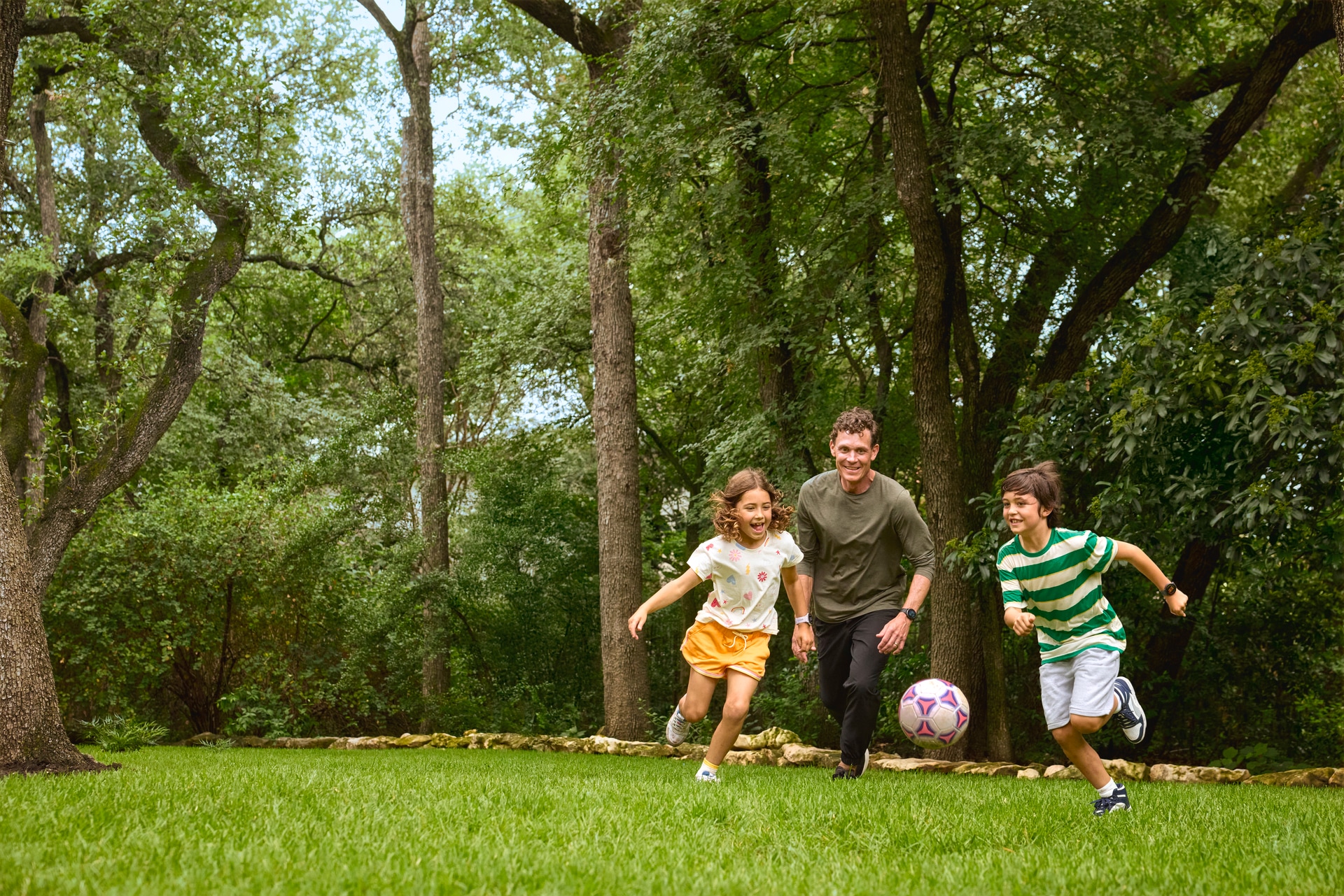 Garmin Smartwatch »Bounce 2« (3,04 cm / 1,2 ″)