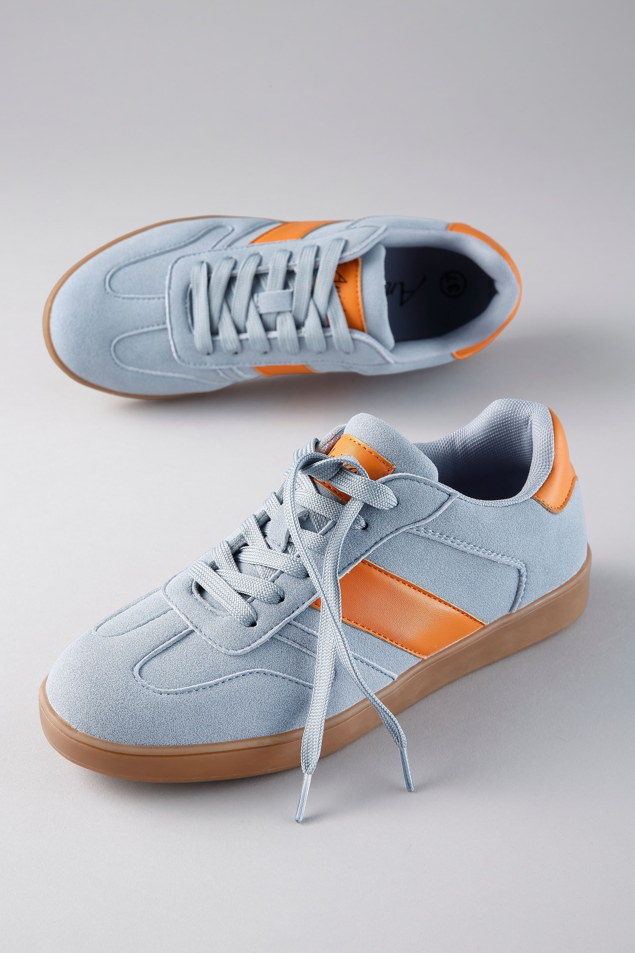 Aniston SHOES Sneaker  Freizeitschuh, Halbschuh, Schnürschuh im Retro-Look