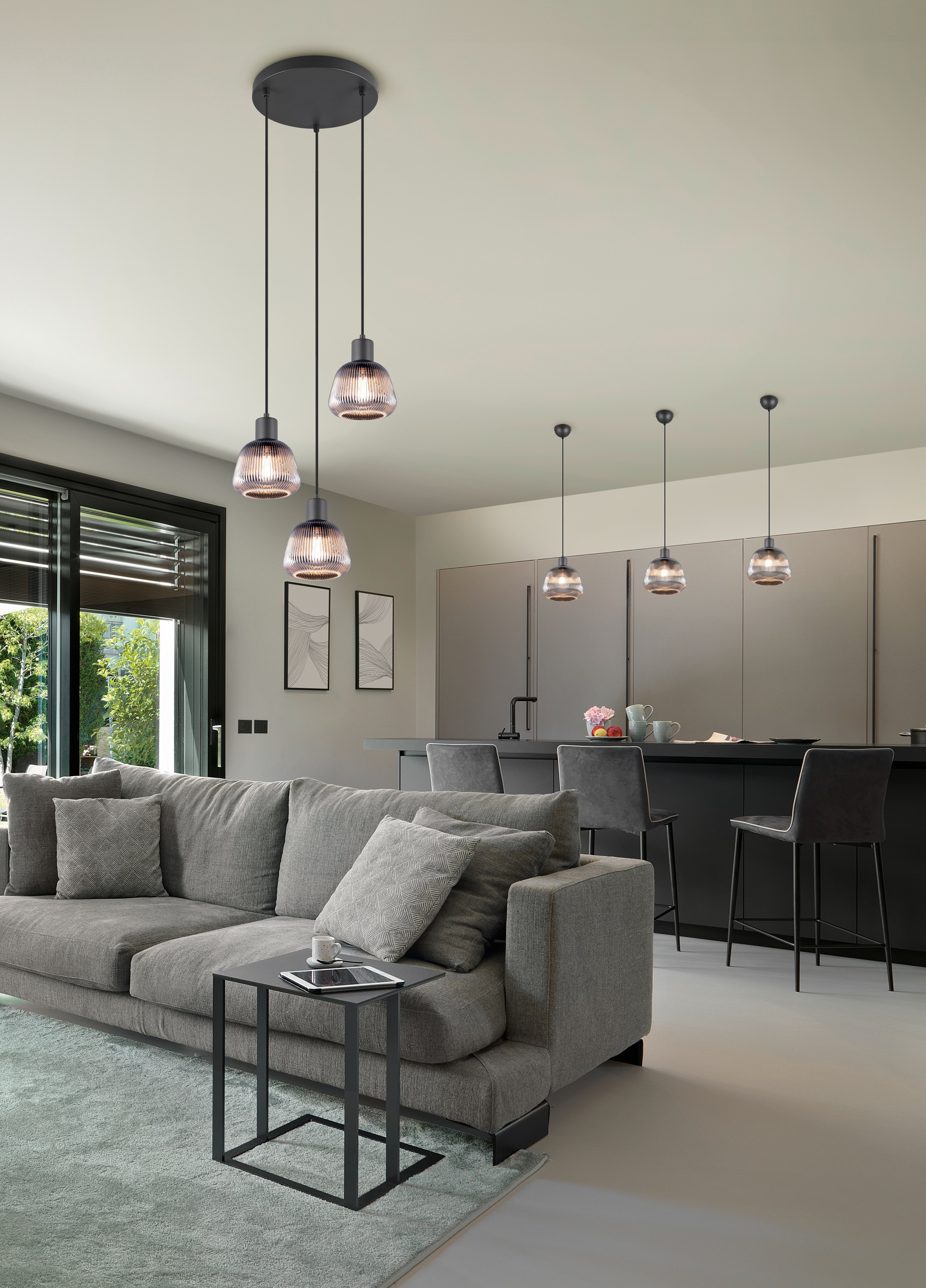 TRIO Leuchten Pendelleuchte »TARIFA, 3-flammige Hängeleuchte exkl 3xE27 max 25W, Glas Hängelampe« E27 1 Stk. warmweiß - kaltweiß höhenverstellbar max 150cm Glas in Riffeloptik und leicht verspiegelt