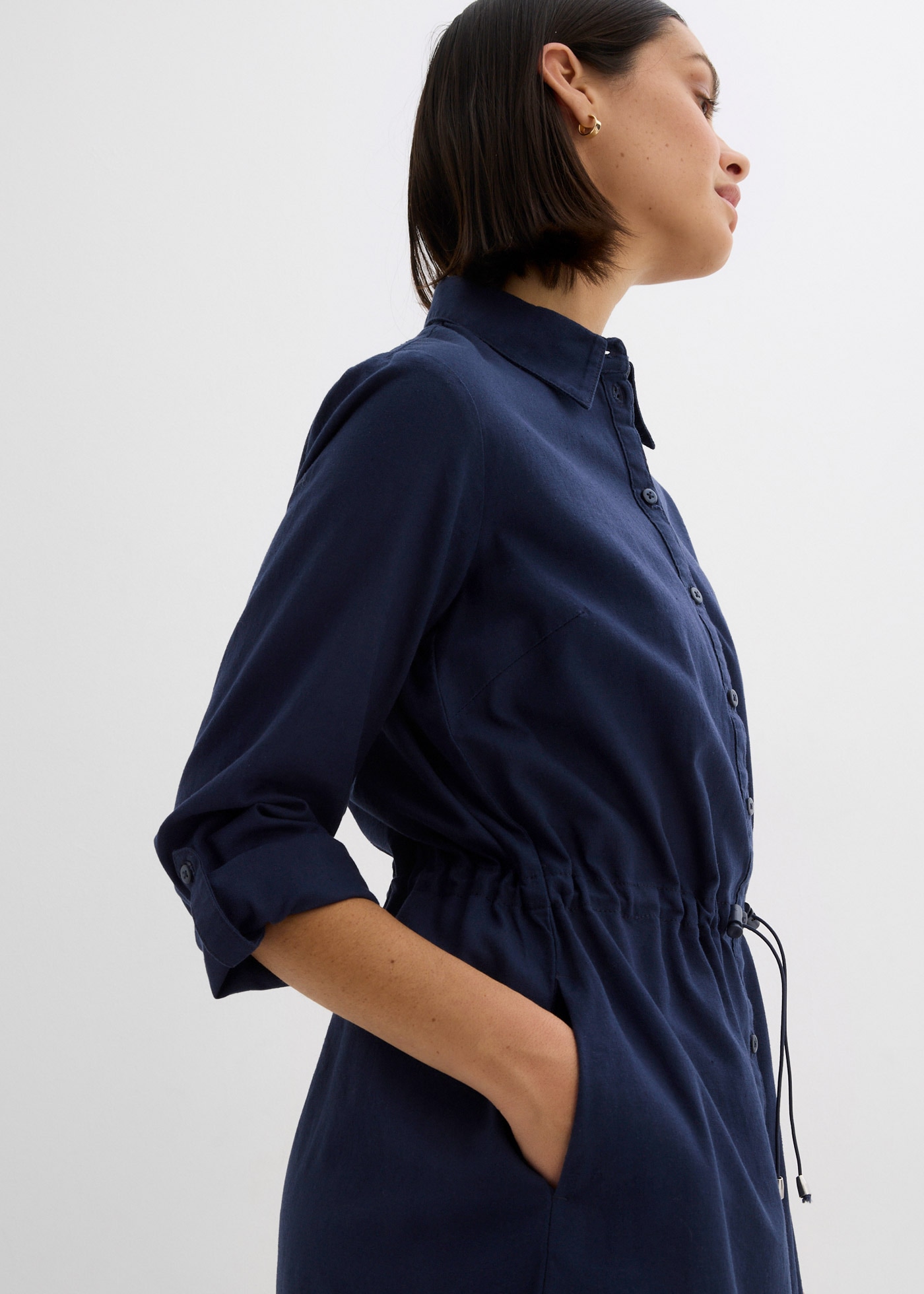 bonprix Midikleid »Hemdblusenkleid aus Leinen-Baumwoll-Mix« 1 tlg. für lässigen Look, aus Leinen-Baumwoll-Mix, in A-Linie, mit Taschen