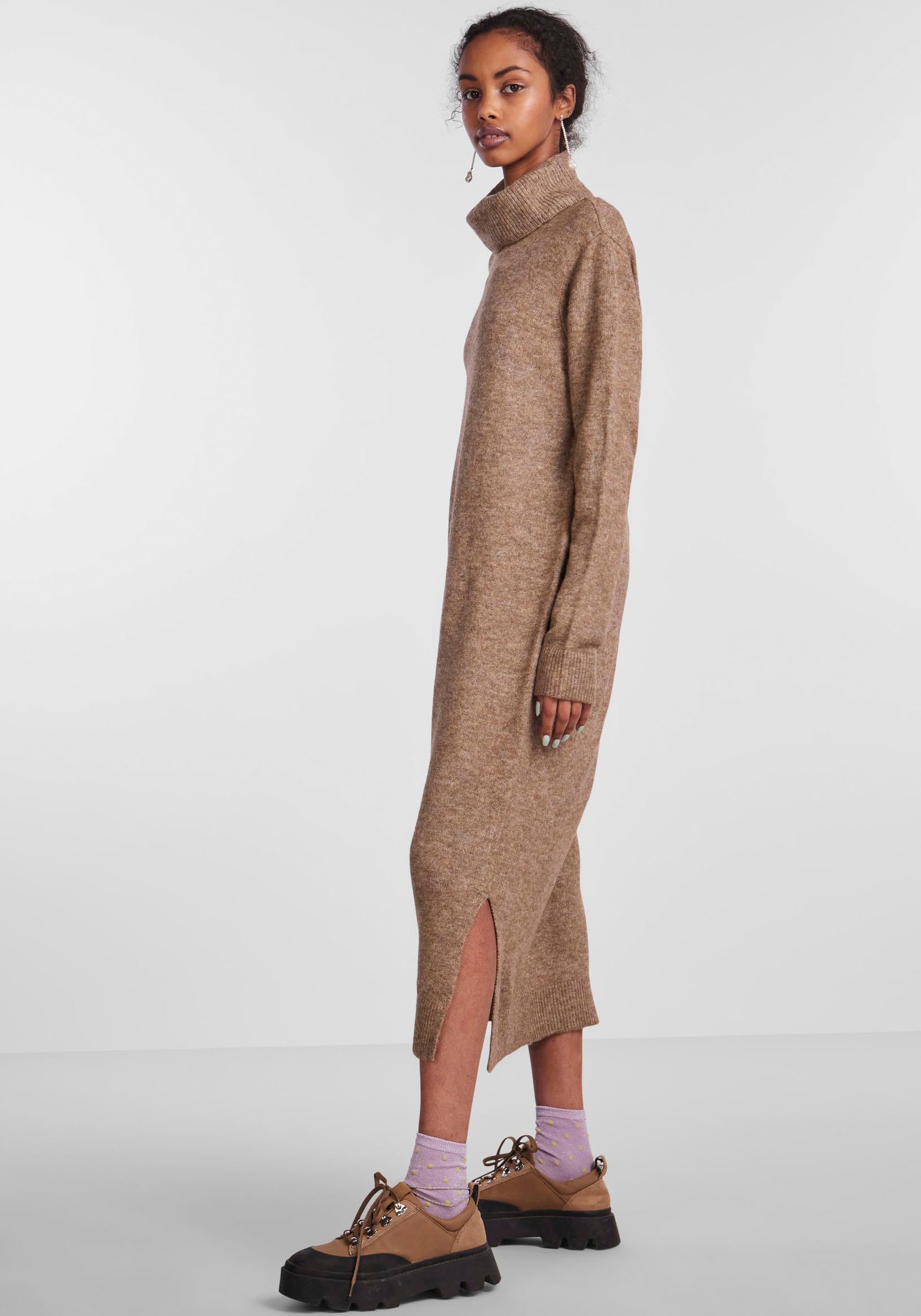 pieces Strickkleid »PCJULIANA LS ROLLNECK KNIT DRESS NOOS BC«