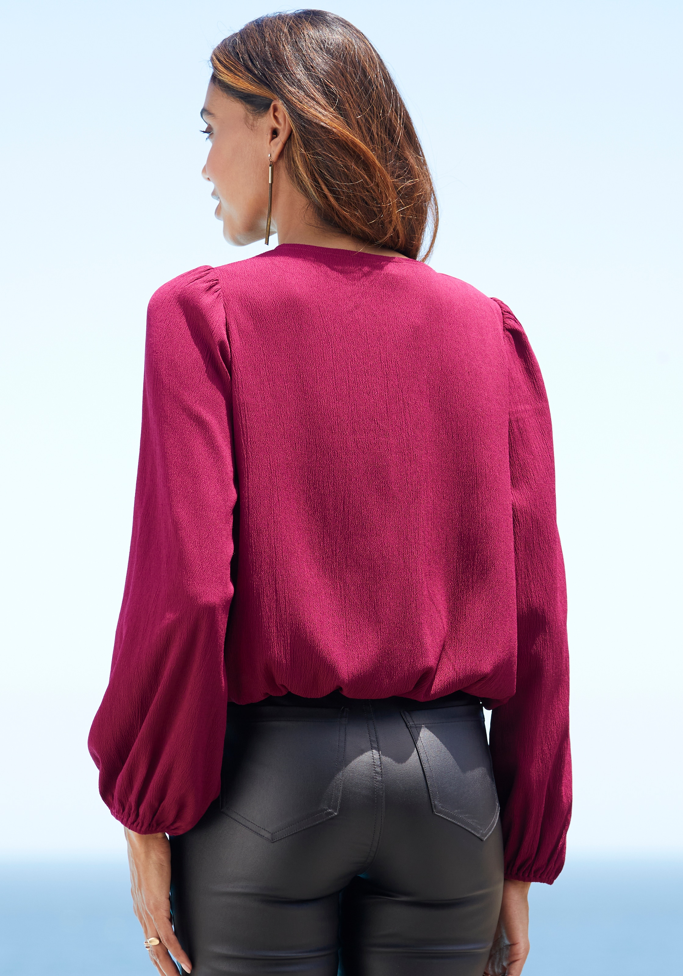 LASCANA Schlupfbluse mit Kettendetails, elegante Damenbluse, modisch, festlich