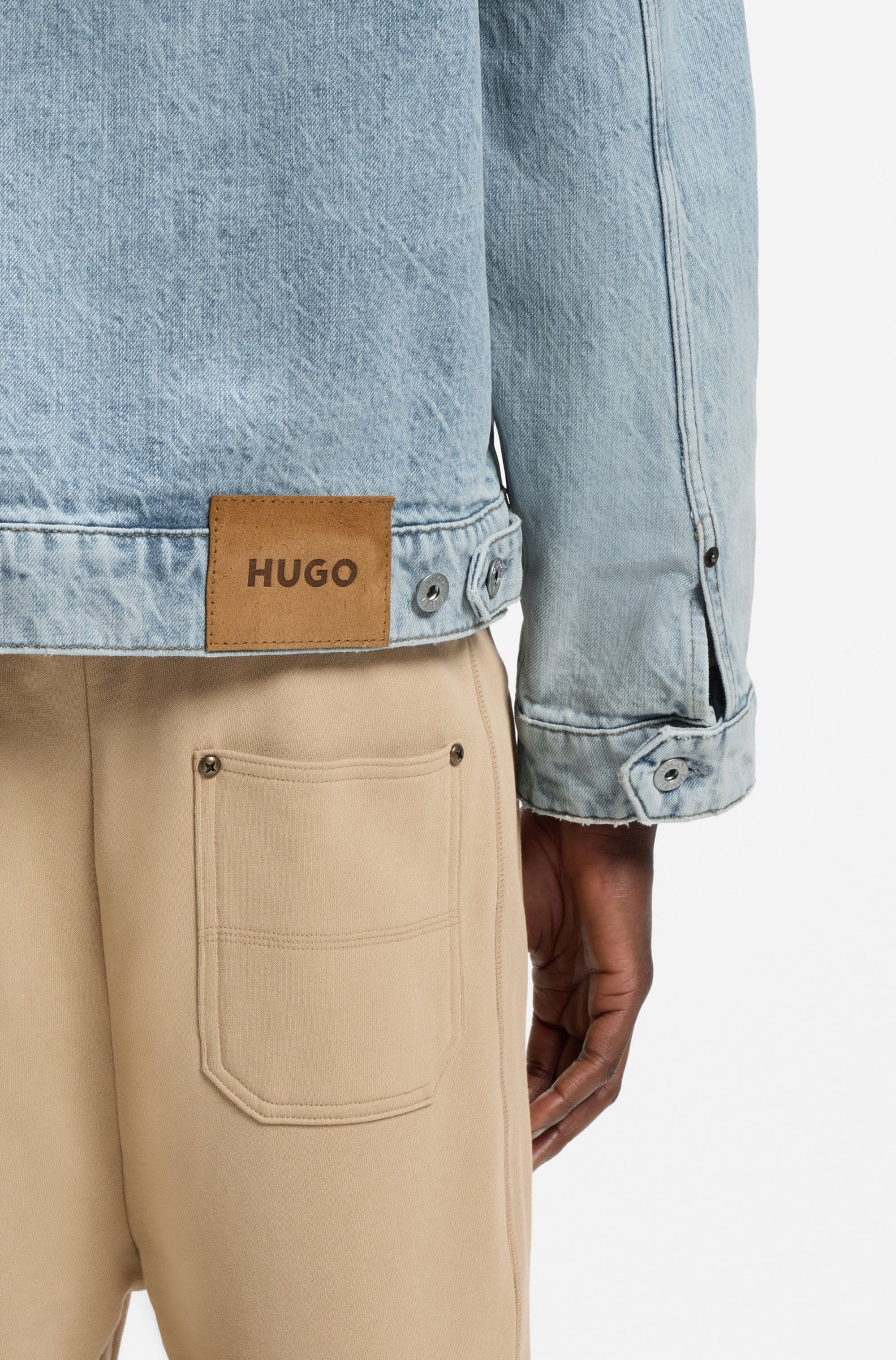 HUGO Jeansjacke »Erlo« Cordkragen, Relaxed Fit, Logo?Badge aus Veloursleder