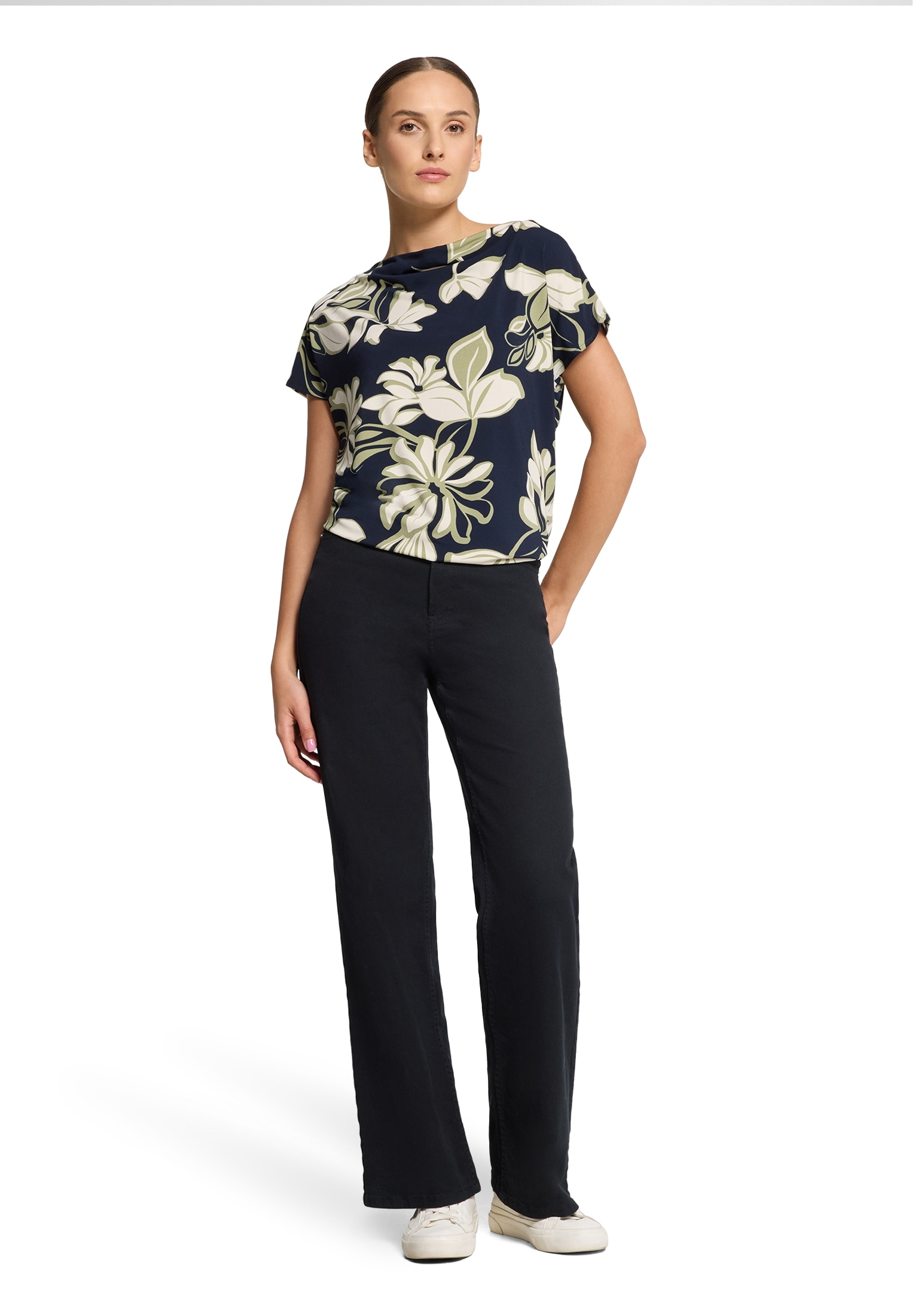 Betty Barclay Kurzarmshirt »Printshirt mit Wasserfallausschnitt«