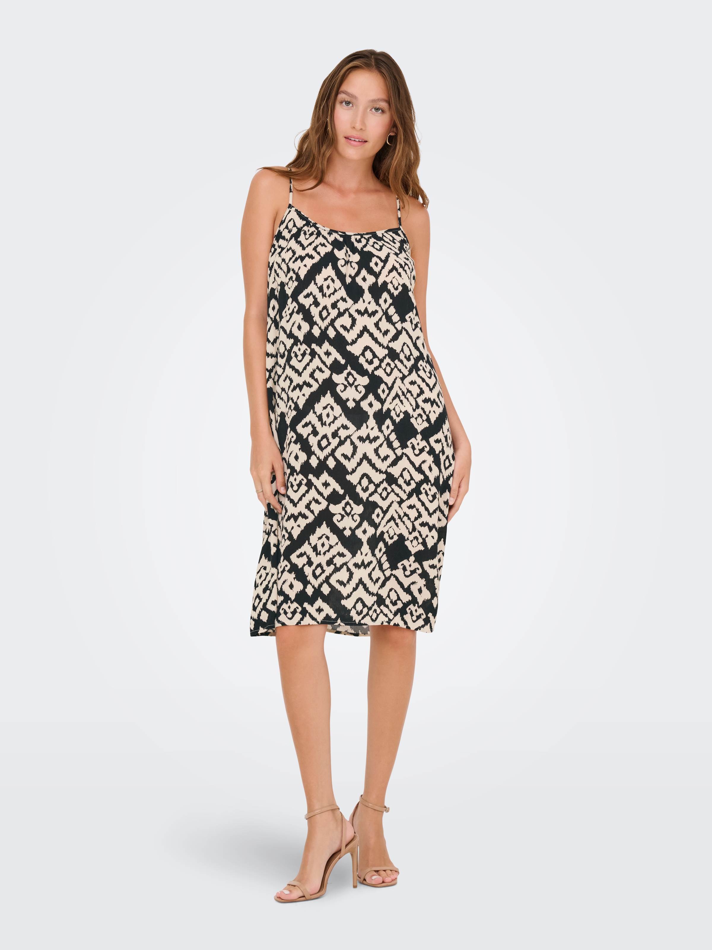 ONLY Trägerkleid »ONLMAI STRAP DRESS WVN CS« Viskose, regular fit