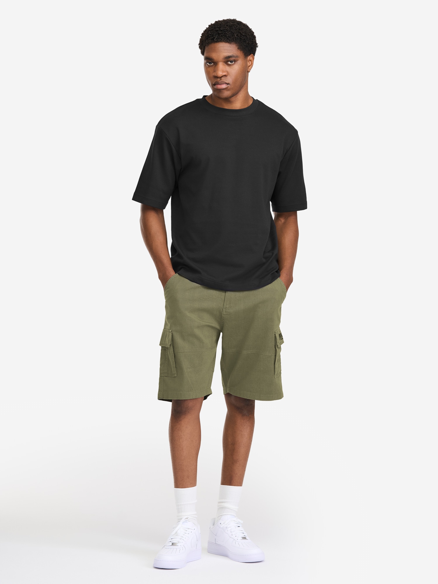 Lonsdale Cargoshorts »BALRATH«  mit Eingrifftaschen, aus Baumwolle, gerader Schnitt