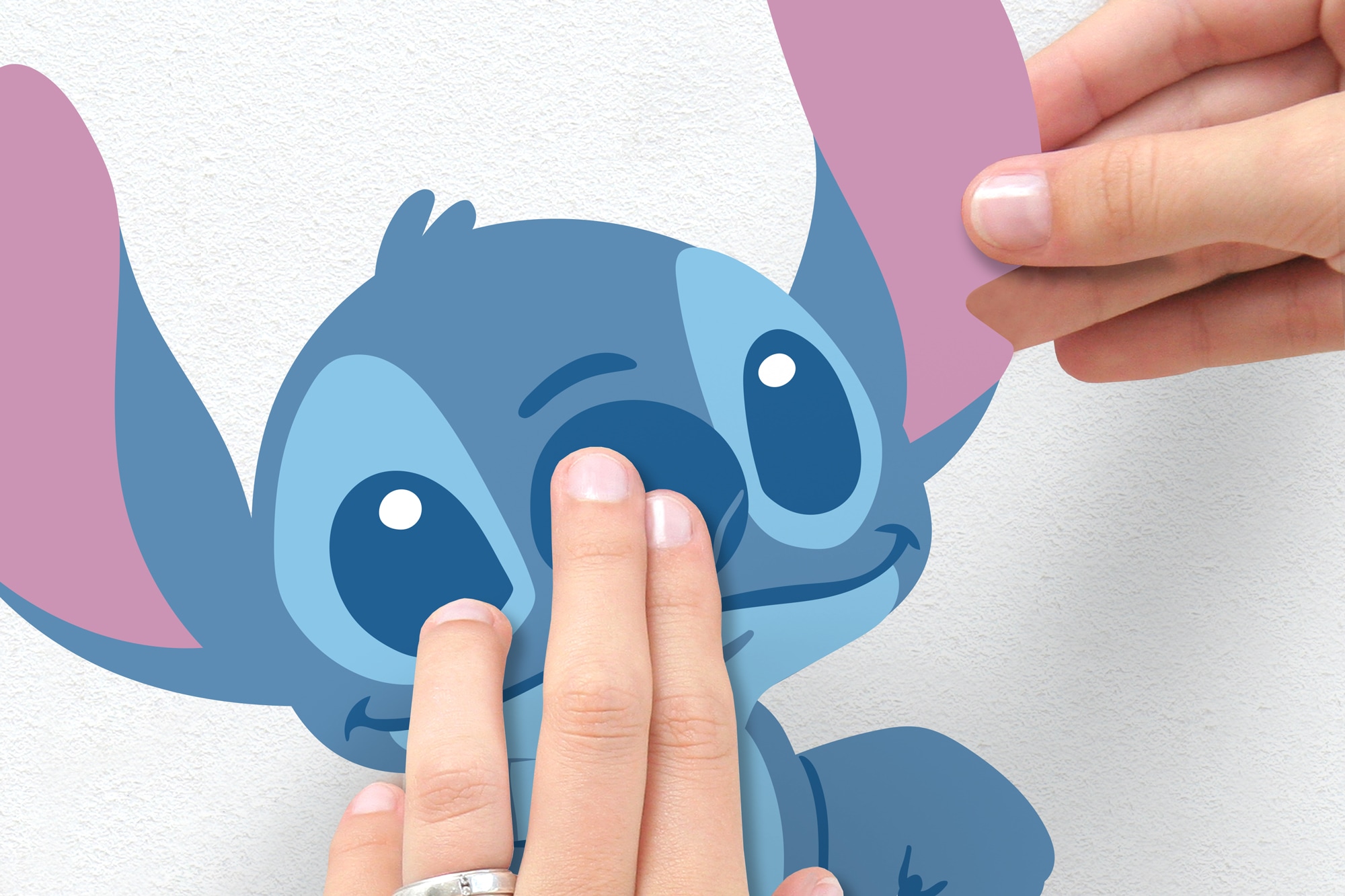 Komar Wandtattoo »Stitch Aloha - Größe 50 x 70 cm«, (31 St.), selbstklebend, Wandsticker, Kinderzimmer