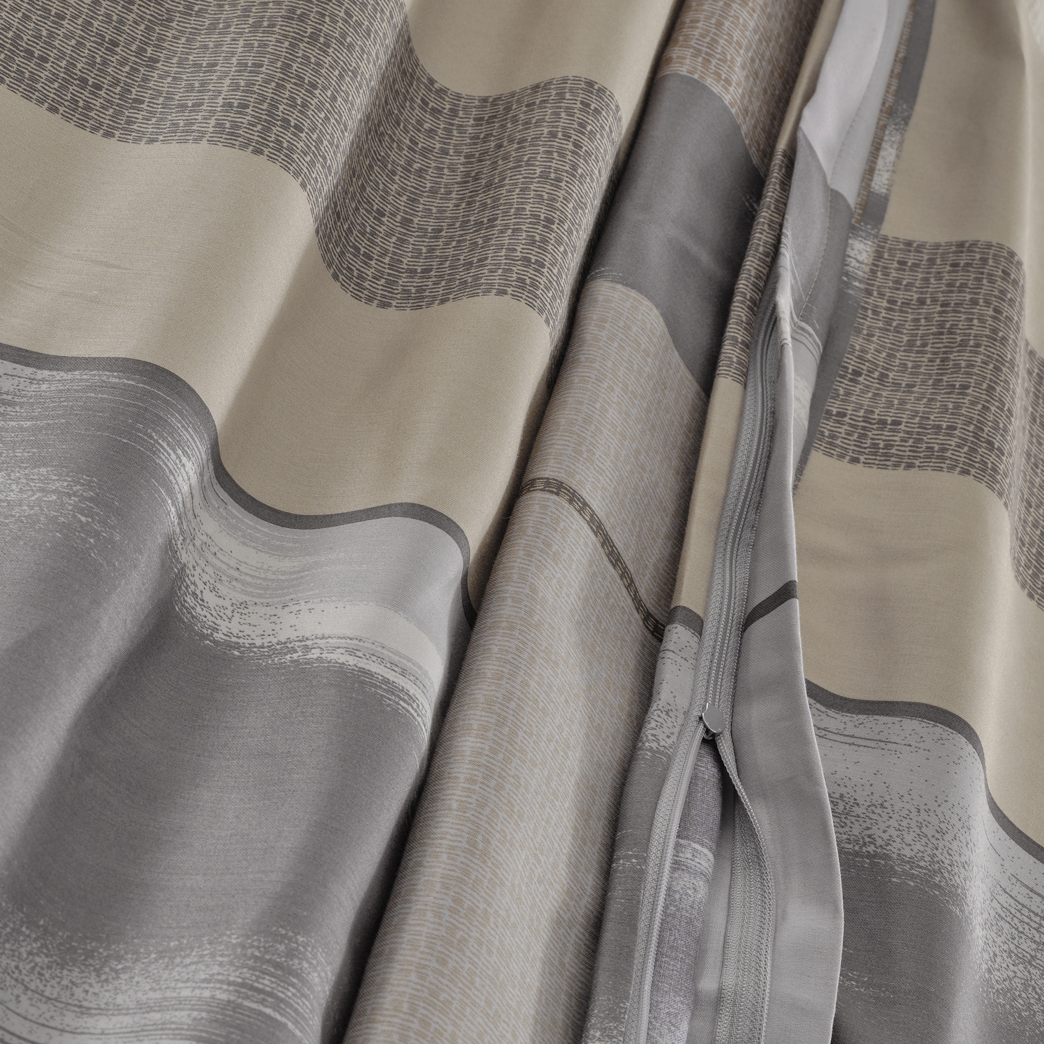 Florella Kissenbezüge »Elian beige Soft-Touch Satin,  50% Baumwolle, 50% Viskose«