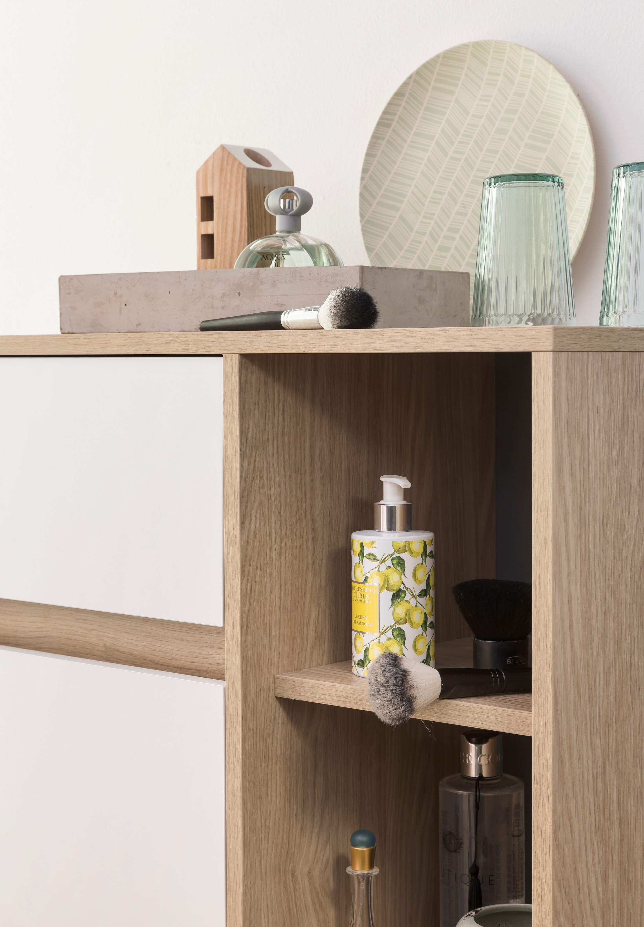 Schildmeyer Midischrank »Mali, Breite 66 cm« Holzdekor mit fühlbarer Struktur, Grifflose Türöffnung