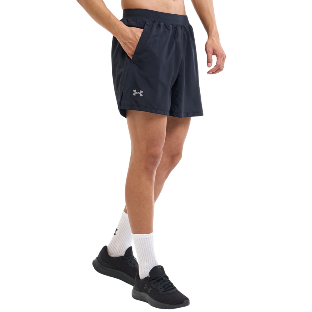 Under Armour® Shorts »UA LAUNCH 5'' SHORTS«  sportlicher Stil, für intensive Workouts und Fitnessaktivitäten