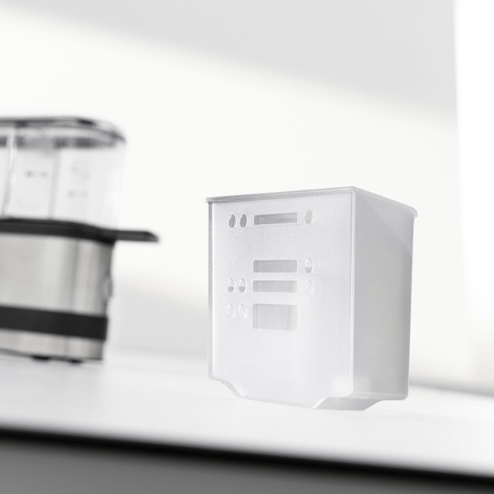 WMF Eierkocher »KÜCHENminis® 2-Eier-Kocher, integrierter Wasserdosierer und Eipick« für 2 Stk. Eier 250 W hochwertiges Chromargan und langlebiges Tritan, Grifffläche