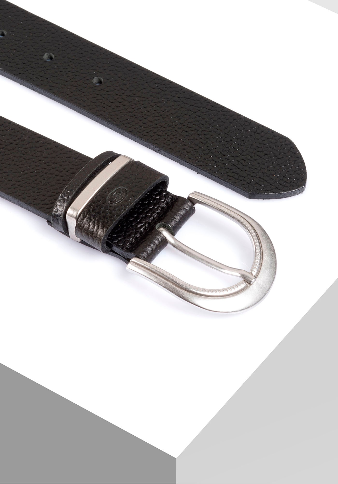 TOM TAILOR Ledergürtel »TTSANDRA« 3,5 cm breiter Damengürtel, genarbte Oberfläche, Schließe silberfarben