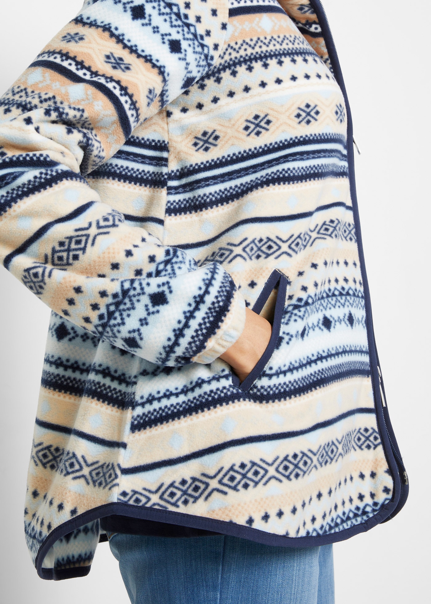 bonprix Fleecejacke »Kapuzen-Fleecejacke mit Norweger-Muster« mit Kapuze Winterjacke als Kapuzen-Fleecejacke mit Norweger-Muster