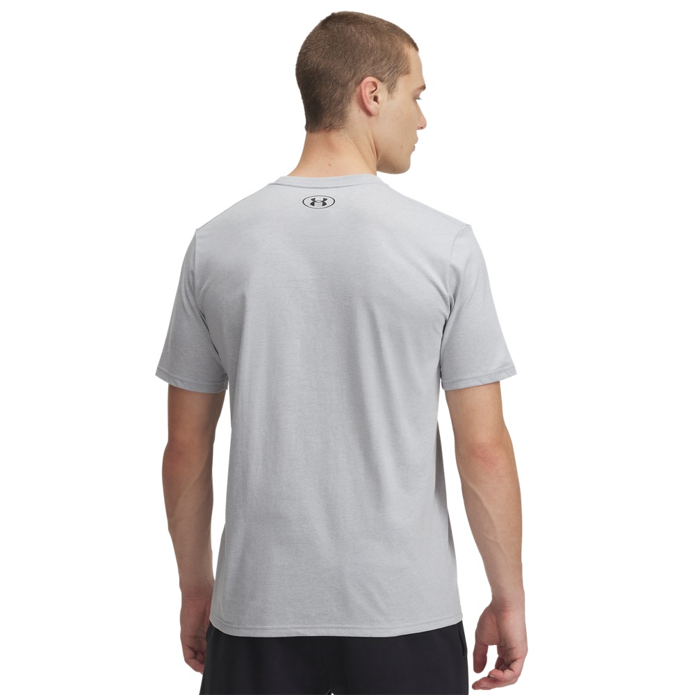 Under Armour® T-Shirt »UA M BOXED SPORTS UPDATED SS« sportlicher Stil, Rundhalsausschnitt, aus Baumwolle und Polyester