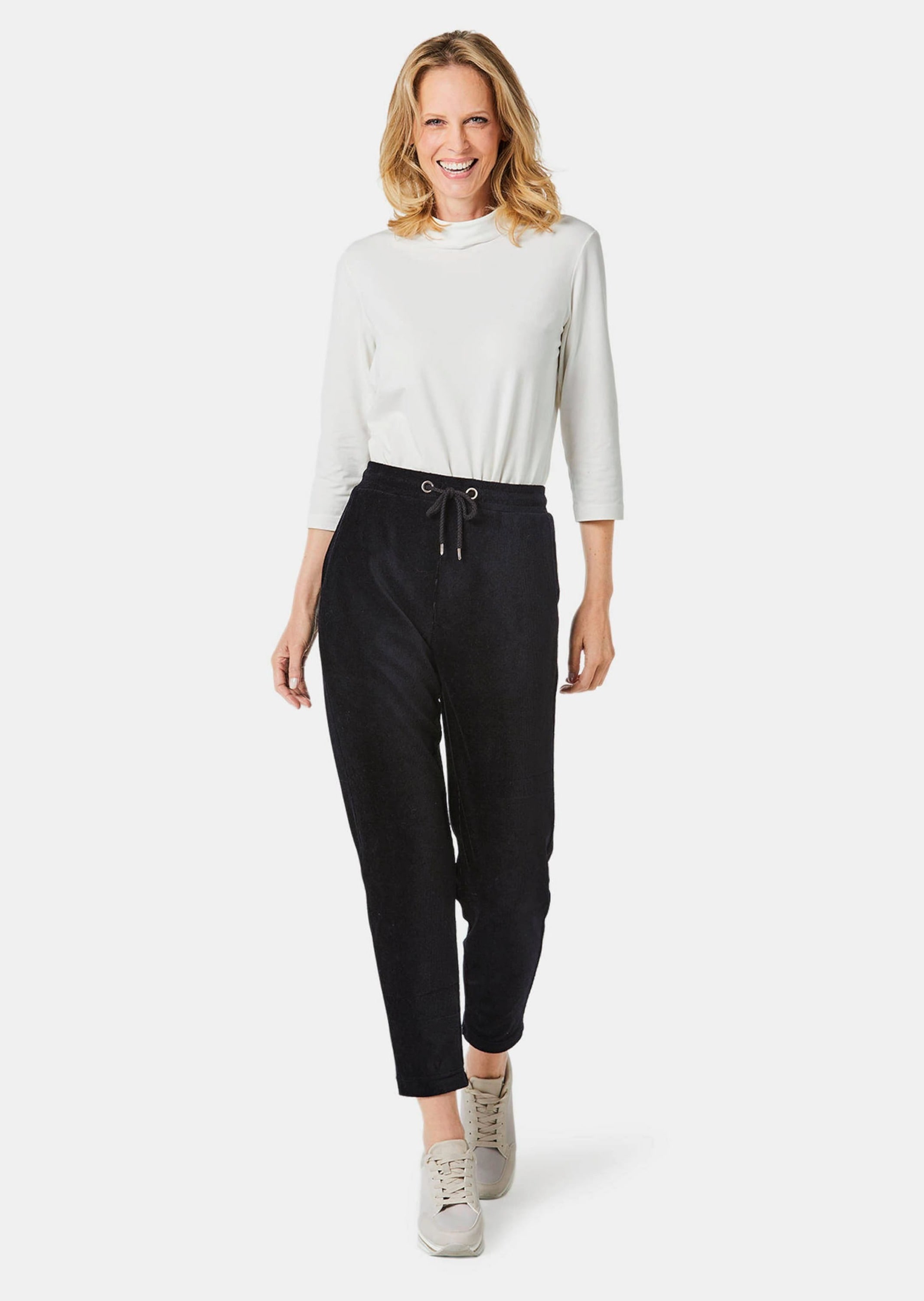 GOLDNER 2-in-1-Hose »Kurzgröße Lässige Casualhose SARA mit Tunnelzug«  Gummibund mit Kordelband