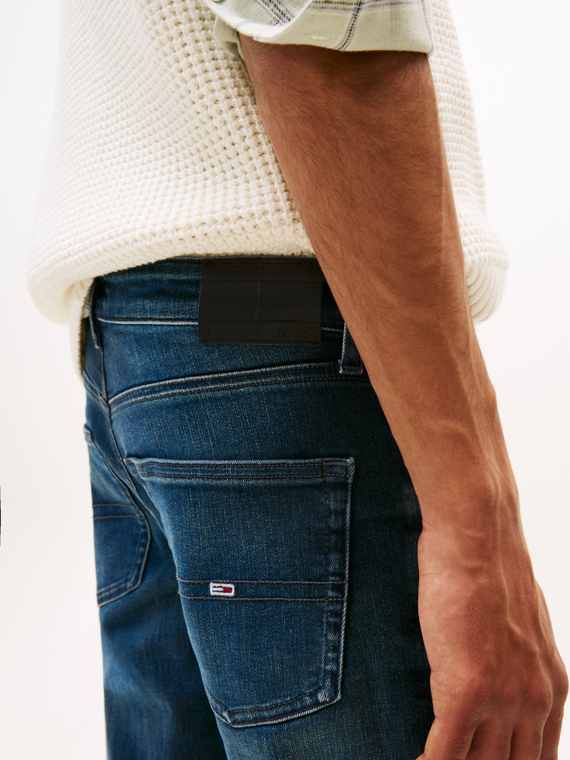 Tommy Jeans Slim-fit-Jeans »Scanton Slim«, Slim‑Fit‑Jeans mit mittlerer Leibhöhe, 5‑Pocket‑Design