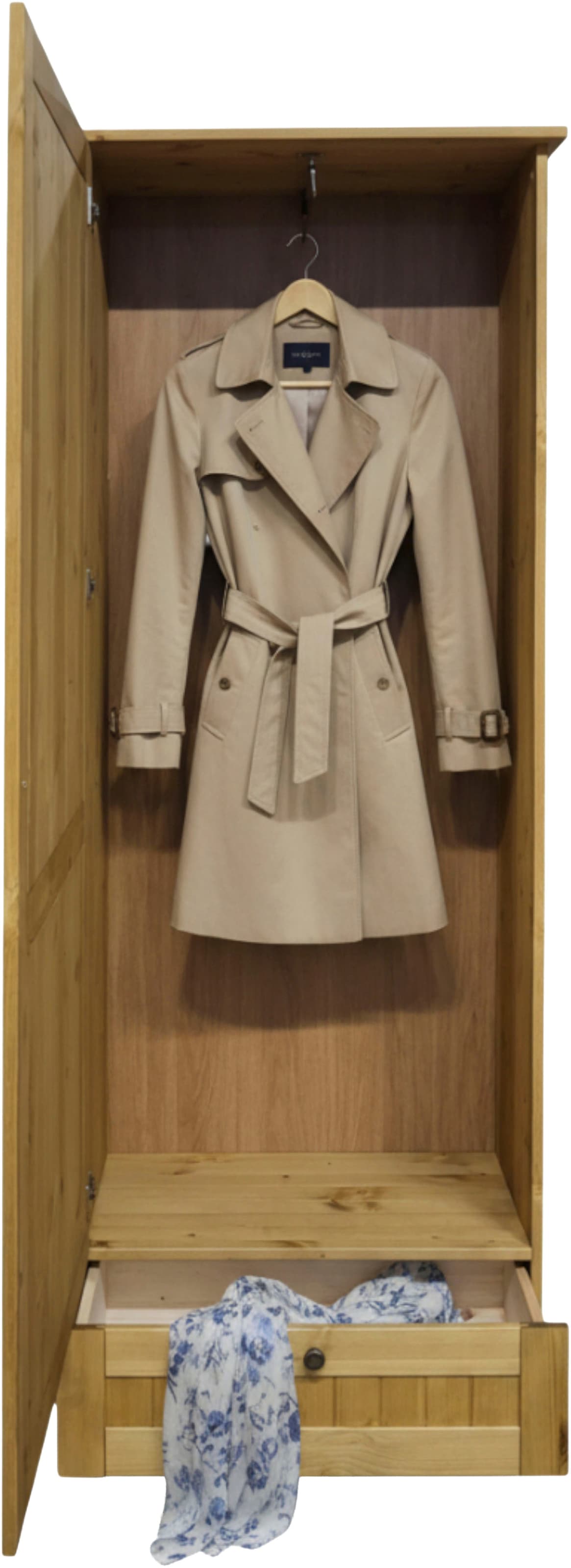 OTTO home Garderobenschrank »Juventus« 1 Stk. tlg. aus massiver Kiefer, Breite  67cm, mit Kleiderstange