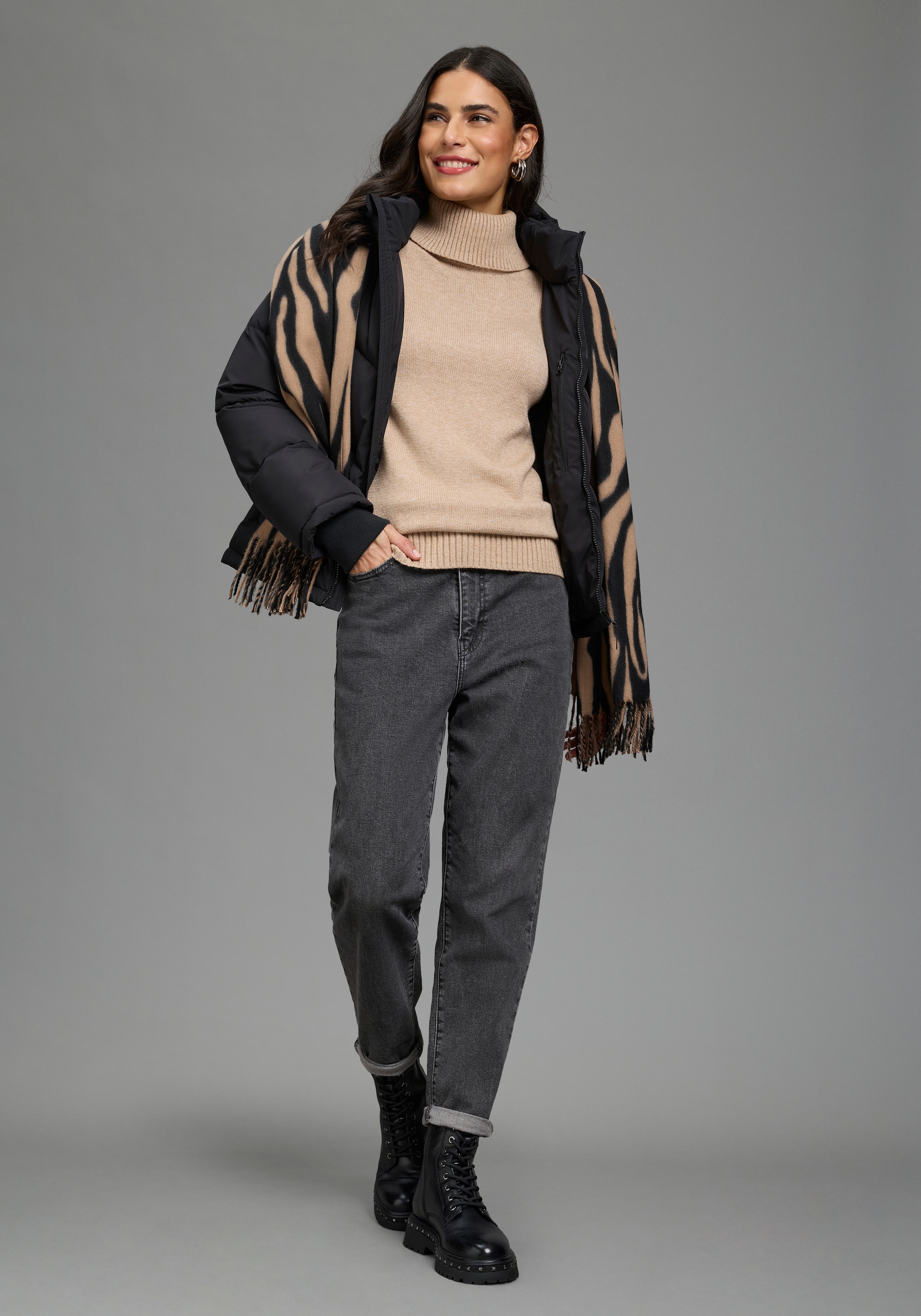 Polarino Steppjacke mit Kapuze Puffer Jacke mit Kapuze, figurumspielend, wärmend