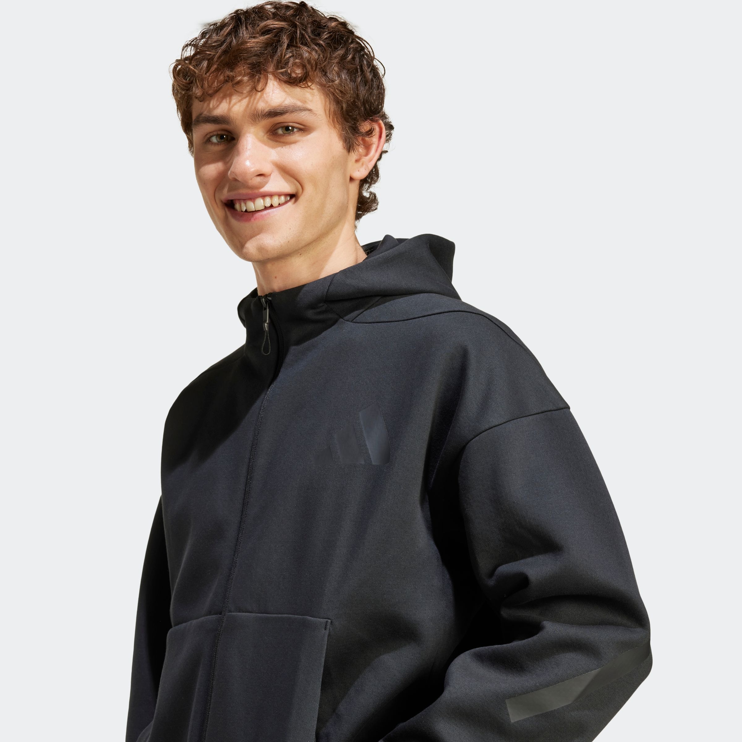 adidas Sportswear Kapuzensweatshirt »NEW ADIDAS Z.N.E. ZIP-HOODIE«, für sportliche Aktivitäten, aus Polyester und Baumwolle
