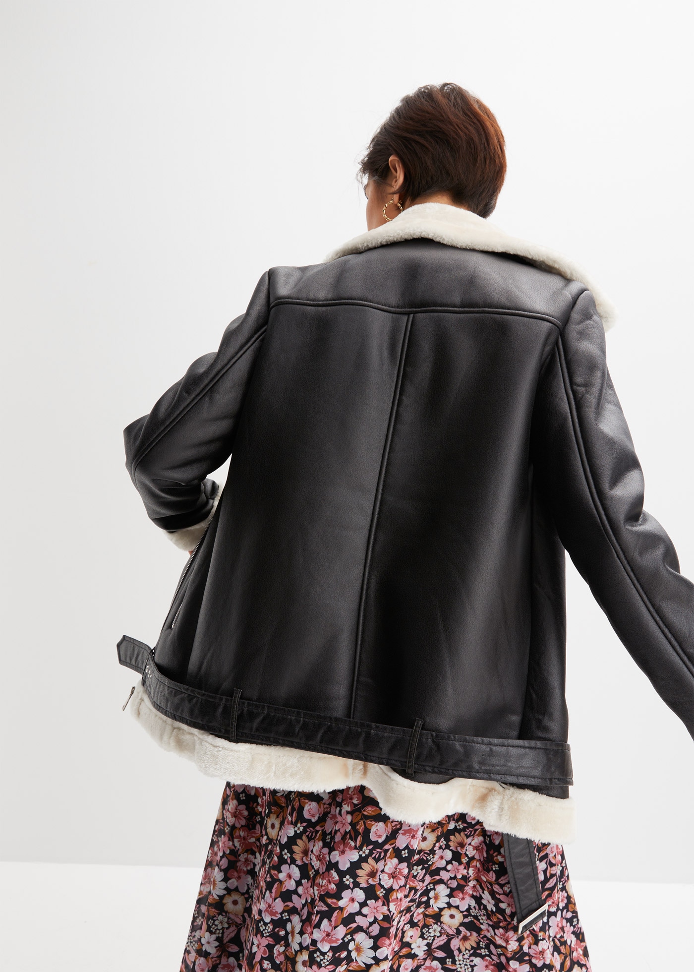 bonprix Bikerjacke unifarbenes Design mit Farbeinsätzen, mit Fellimitatkragen