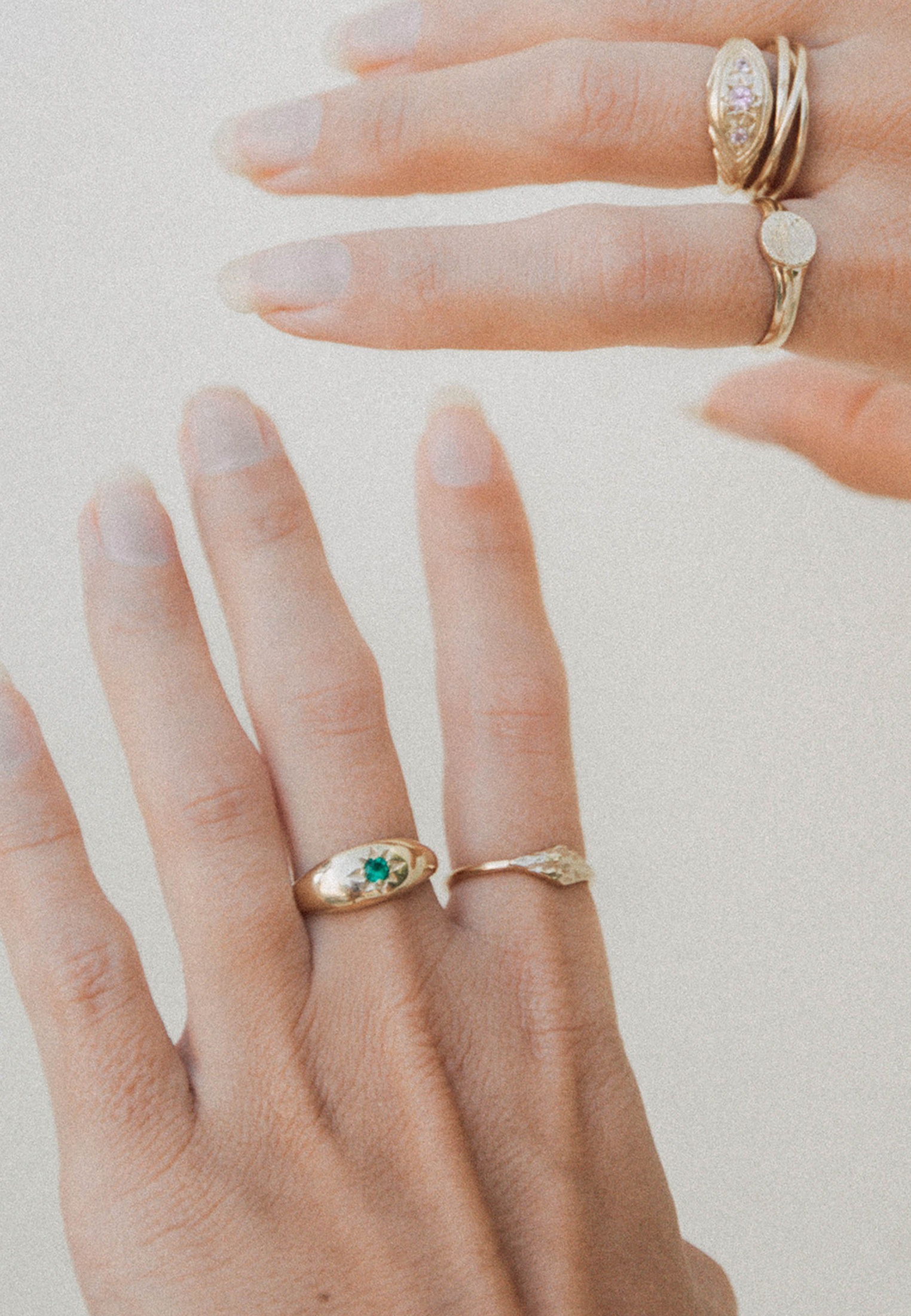 HAZE & GLORY Silberring »Ring Siegelring Smaragd - Moment 375 Gelbgold«