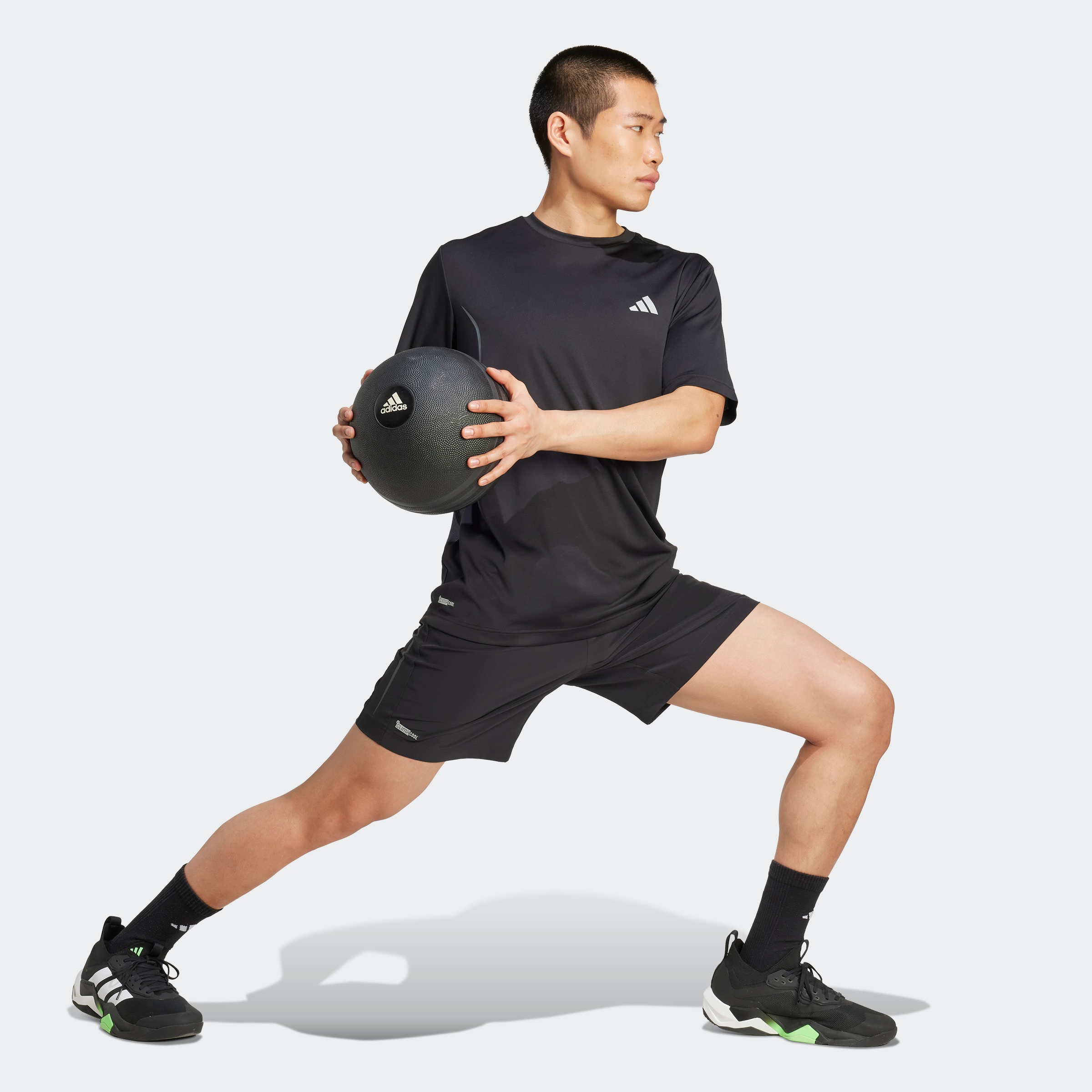 adidas Performance T-Shirt »TECH APP GF TEE« leichtes Obermaterial aus Polyester, mit luftigem Mesh