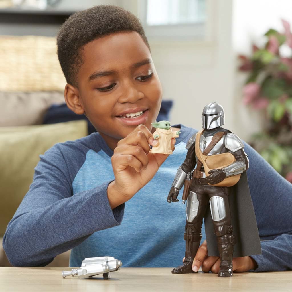 Hasbro Spielfigur »Star Wars Galactic Action The Mandalorian & Grogu«, interaktive elektronische Figuren mit Soundeffekten