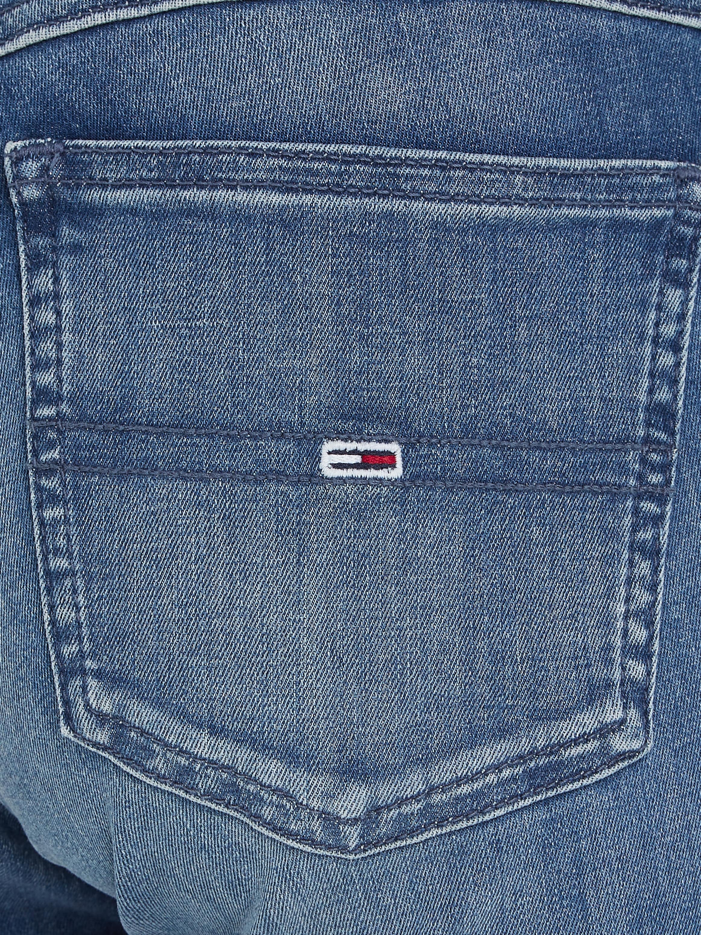 Tommy Jeans Skinny-fit-Jeans, mit dezenten ♕ bei Labelapplikationen