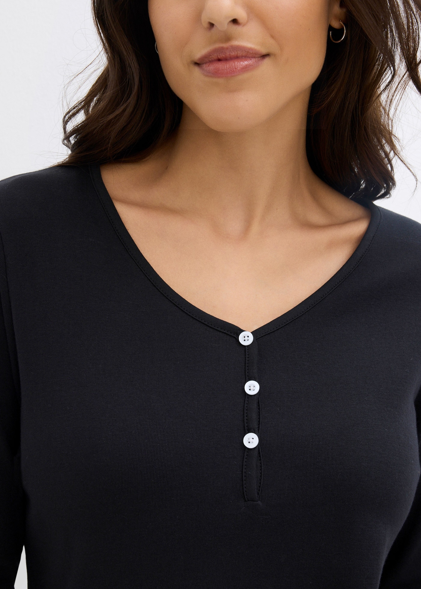 bonprix Langarmshirt 1 schmale Passform, Langarm, mit kurzer Knopfleiste im Henley-Stil