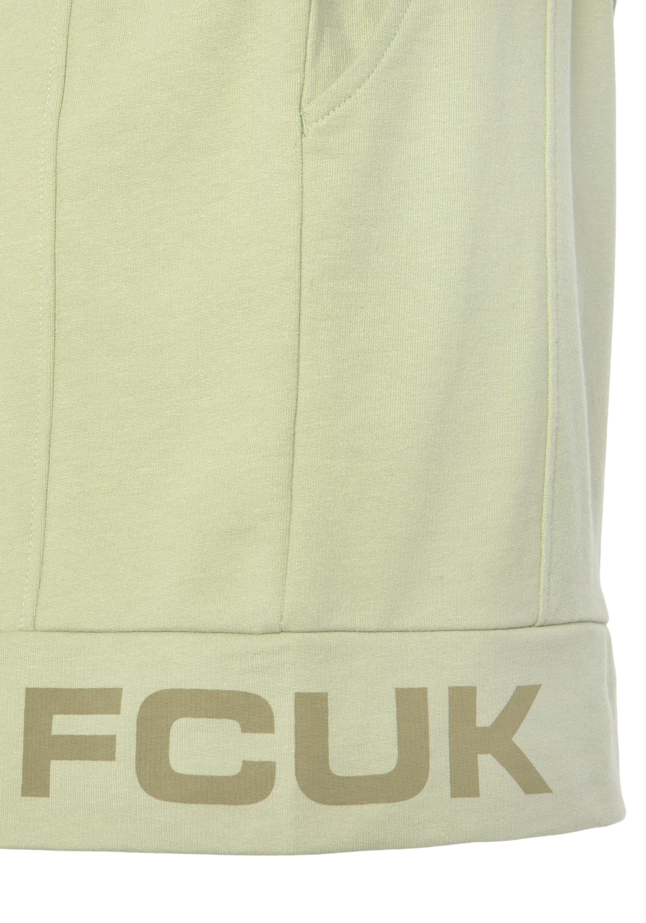 FCUK Sweatshorts, (1 tlg.), Sweatshorts mit Längsteilungsnaht und Logoschriftzug, Loungeanzug